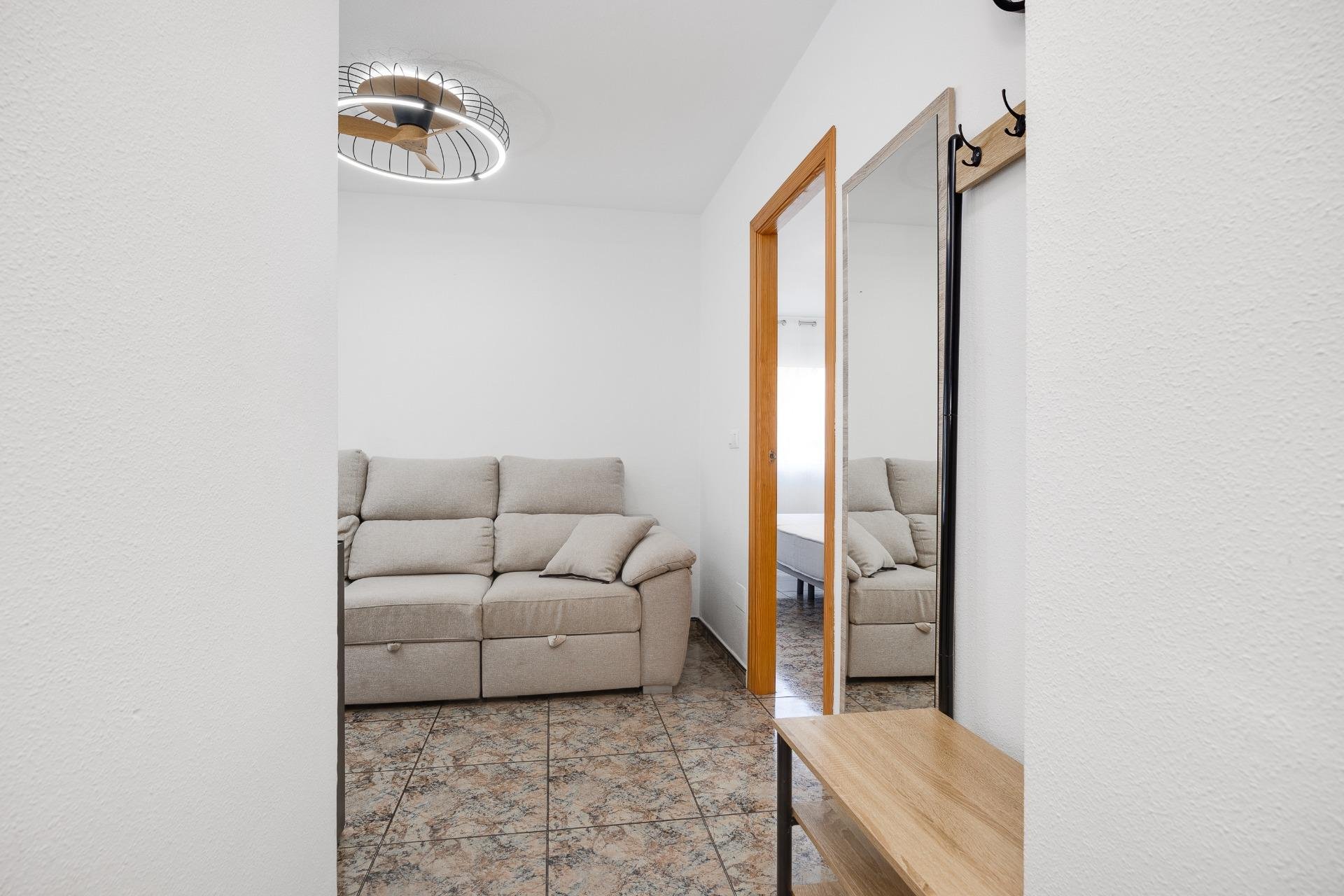 Revente - Appartement -
Torrevieja - Playa De Los Naufragos