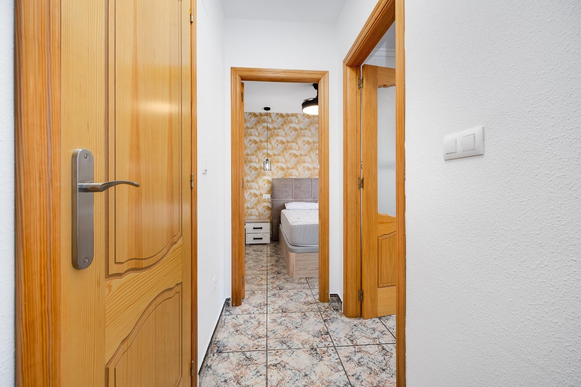 Revente - Appartement -
Torrevieja - Playa De Los Naufragos