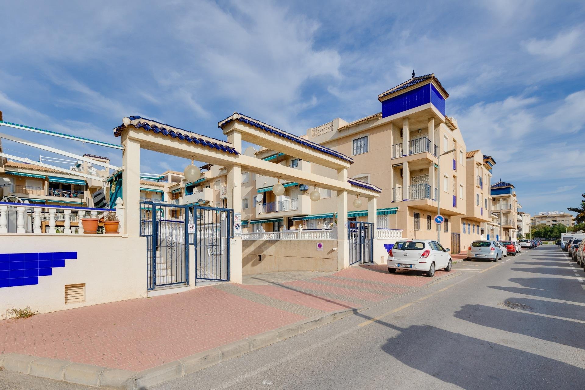 Revente - Appartement -
Torrevieja - Playa De Los Naufragos