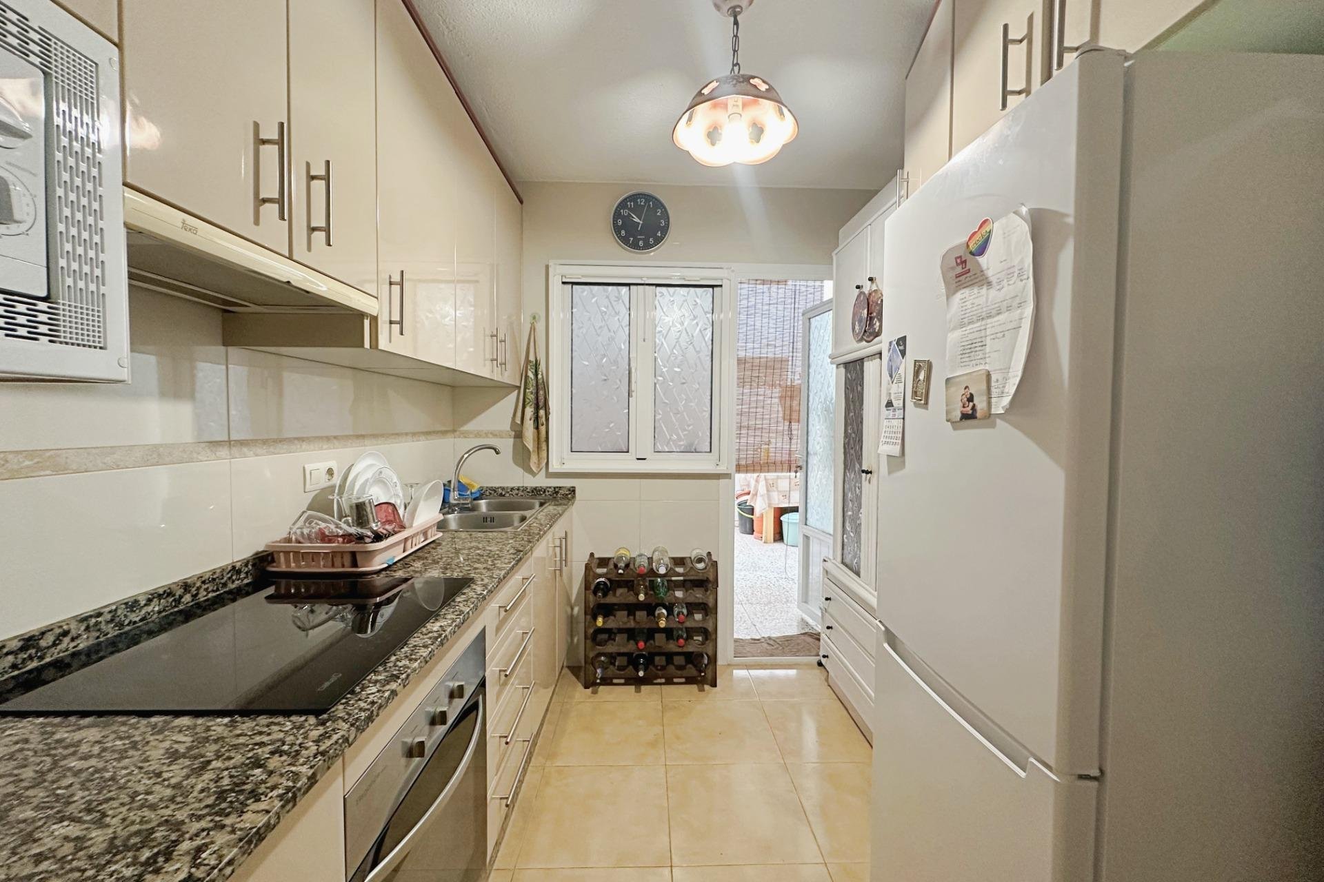Revente - Appartement -
Torrevieja - Playa De Los Naufragos