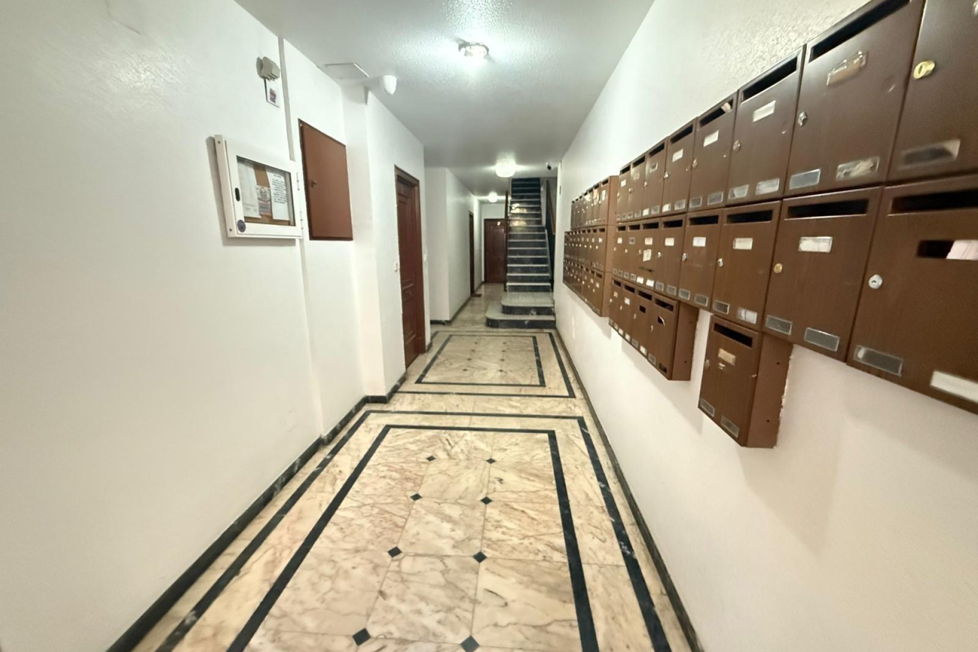 Revente - Appartement -
Torrevieja - Playa del Cura