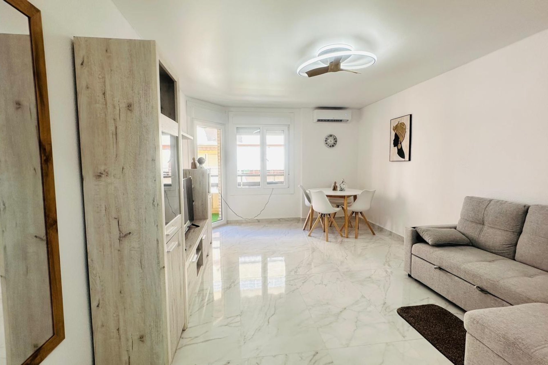 Revente - Appartement -
Torrevieja - Playa del Cura