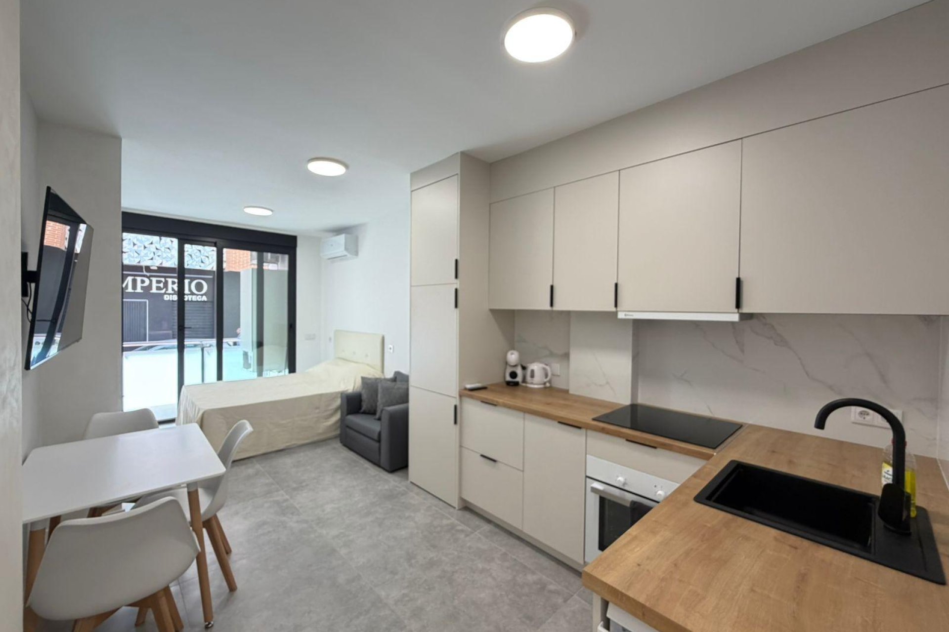 Revente - Appartement -
Torrevieja - Playa del Cura