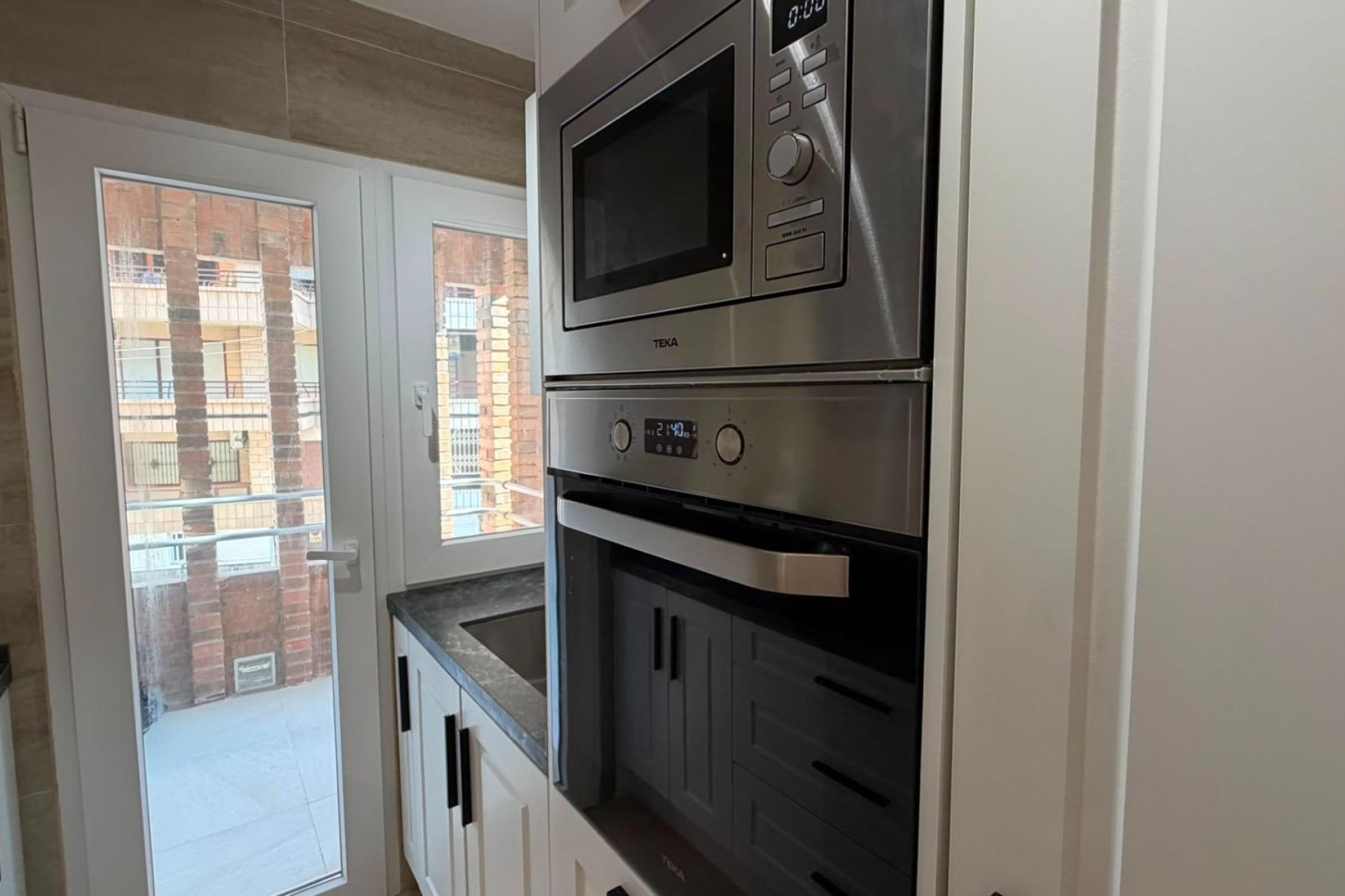 Revente - Appartement -
Torrevieja - Playa del Cura