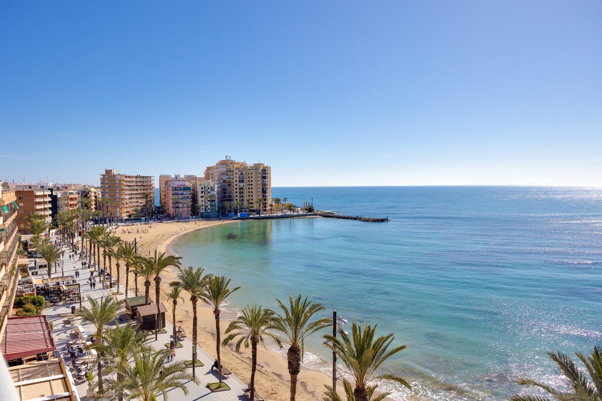 Revente - Appartement -
Torrevieja - Playa del Cura