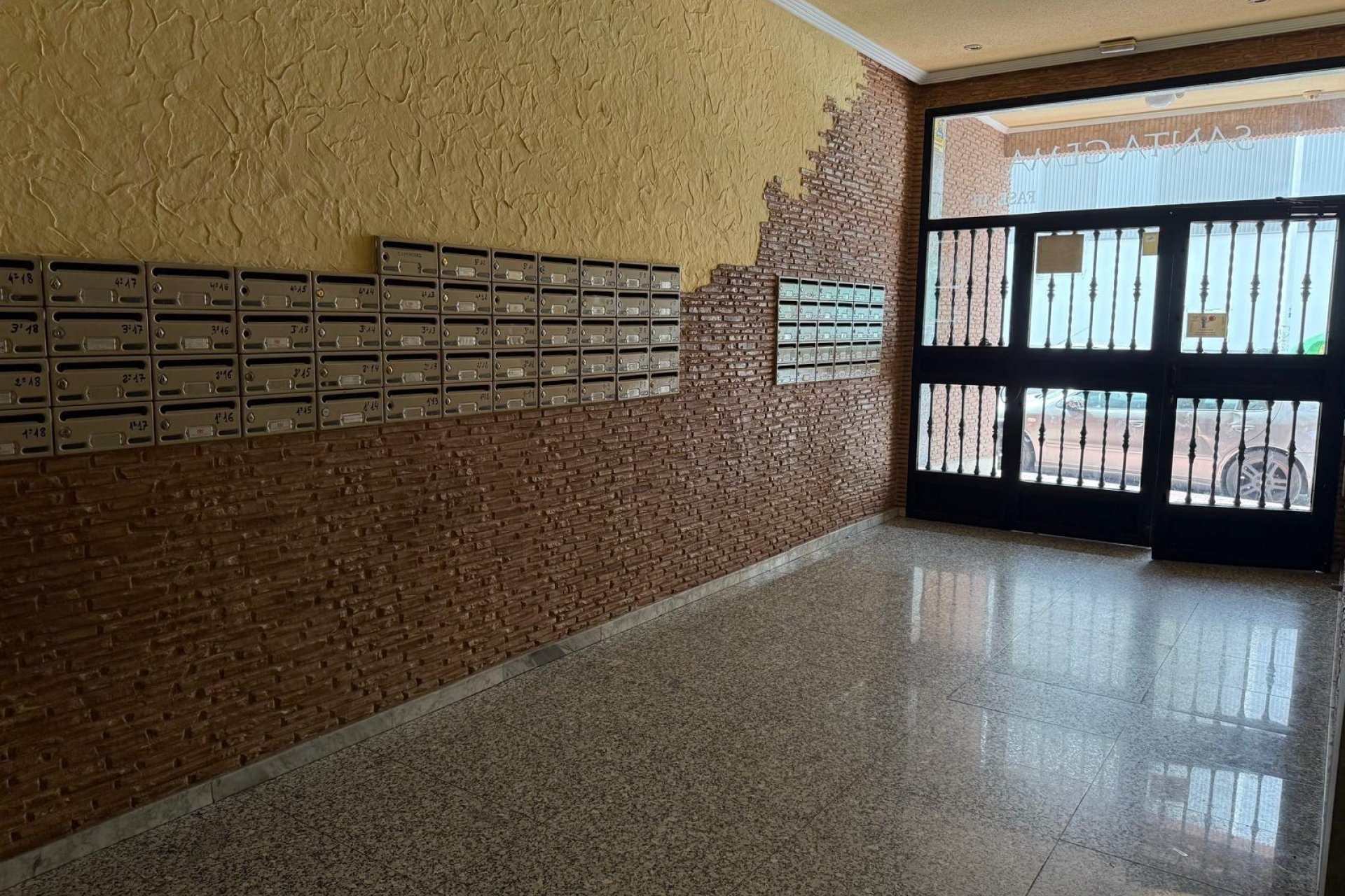 Revente - Appartement -
Torrevieja - Playa del Cura