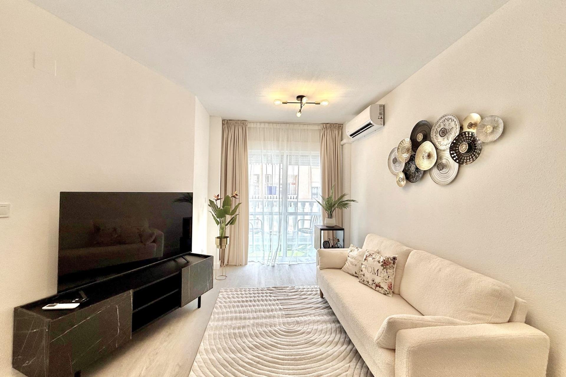 Revente - Appartement -
Torrevieja - Playa del Cura