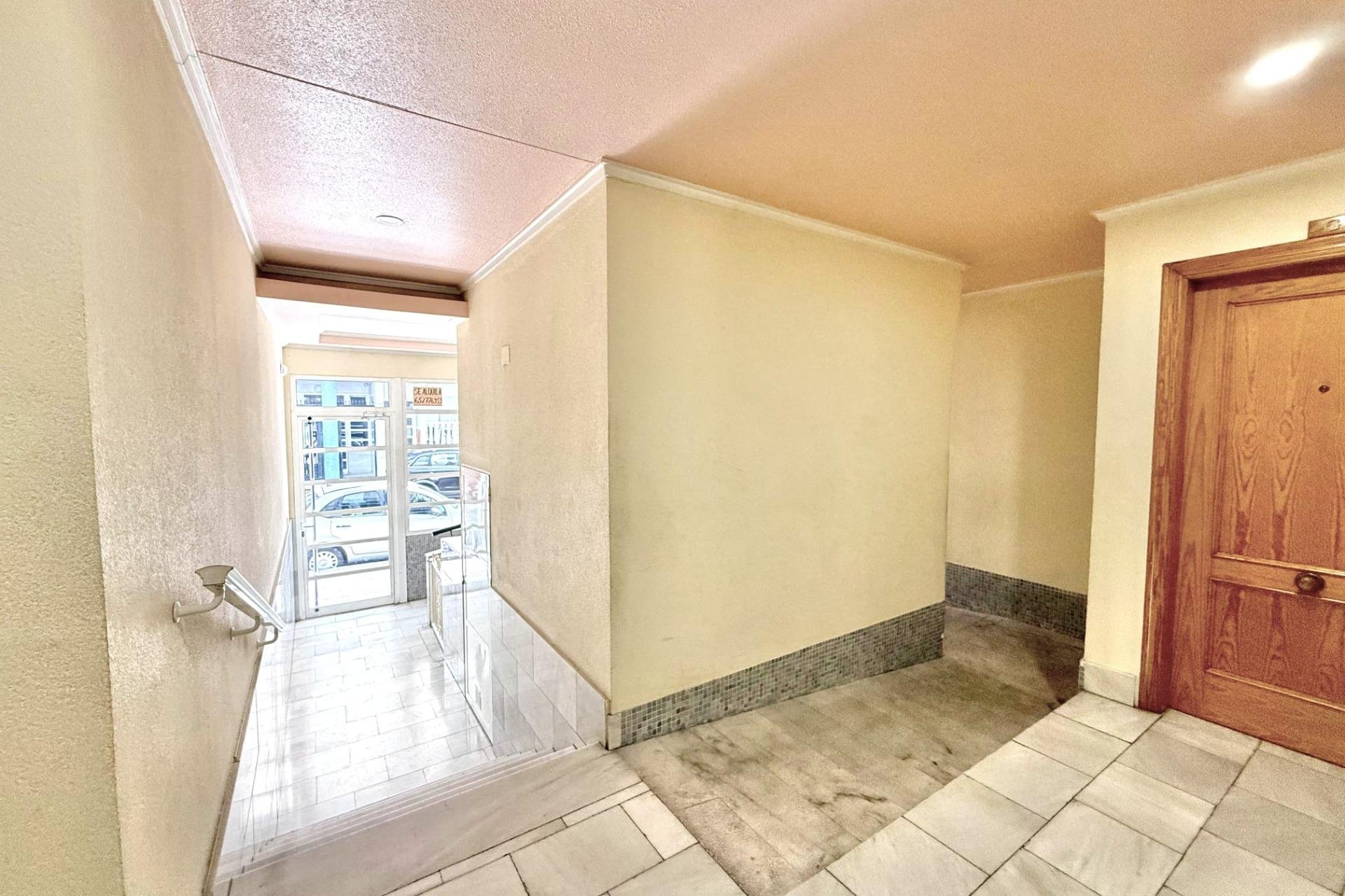Revente - Appartement -
Torrevieja - Playa del Cura