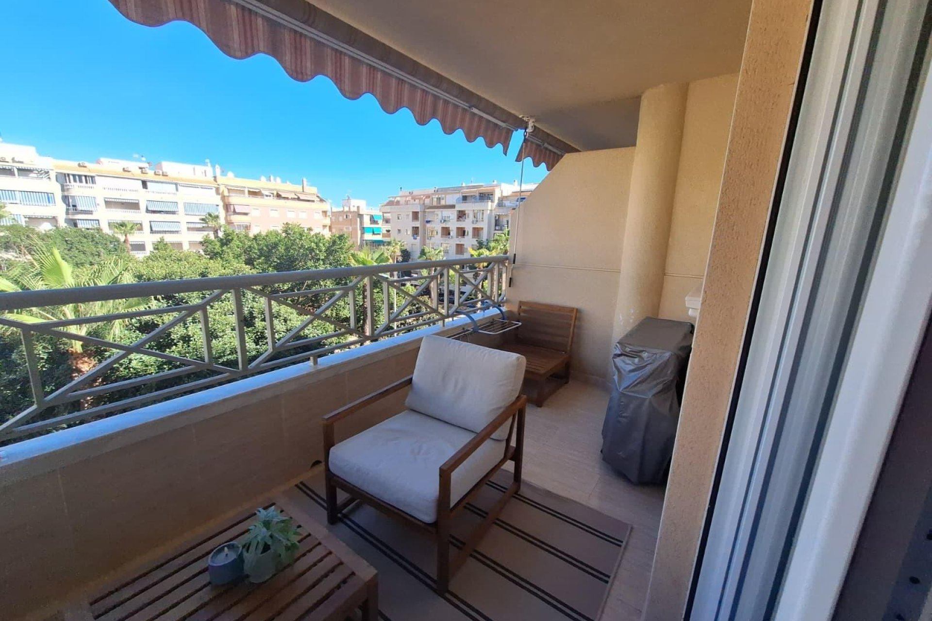 Revente - Appartement -
Torrevieja - Playa del Cura