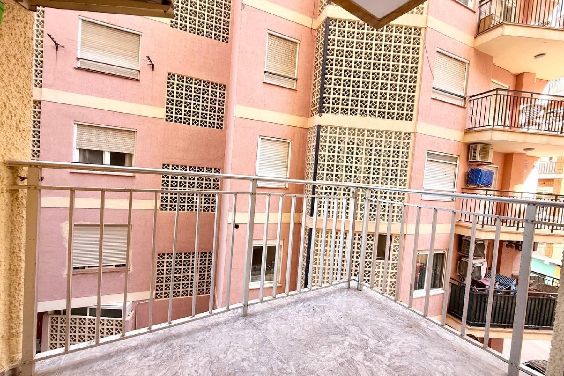 Revente - Appartement -
Torrevieja - Playa del Cura