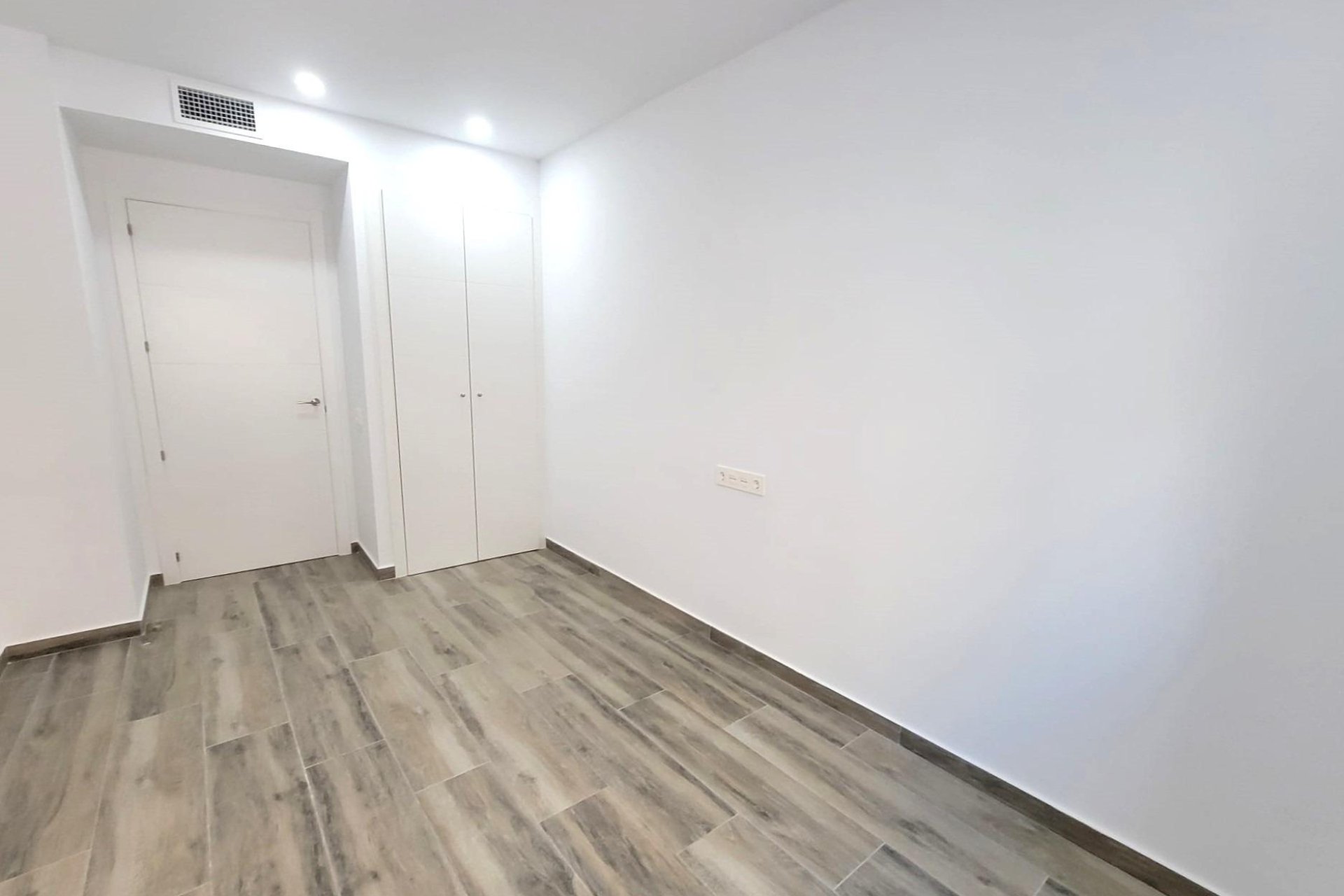 Revente - Appartement -
Torrevieja - Playa del Cura
