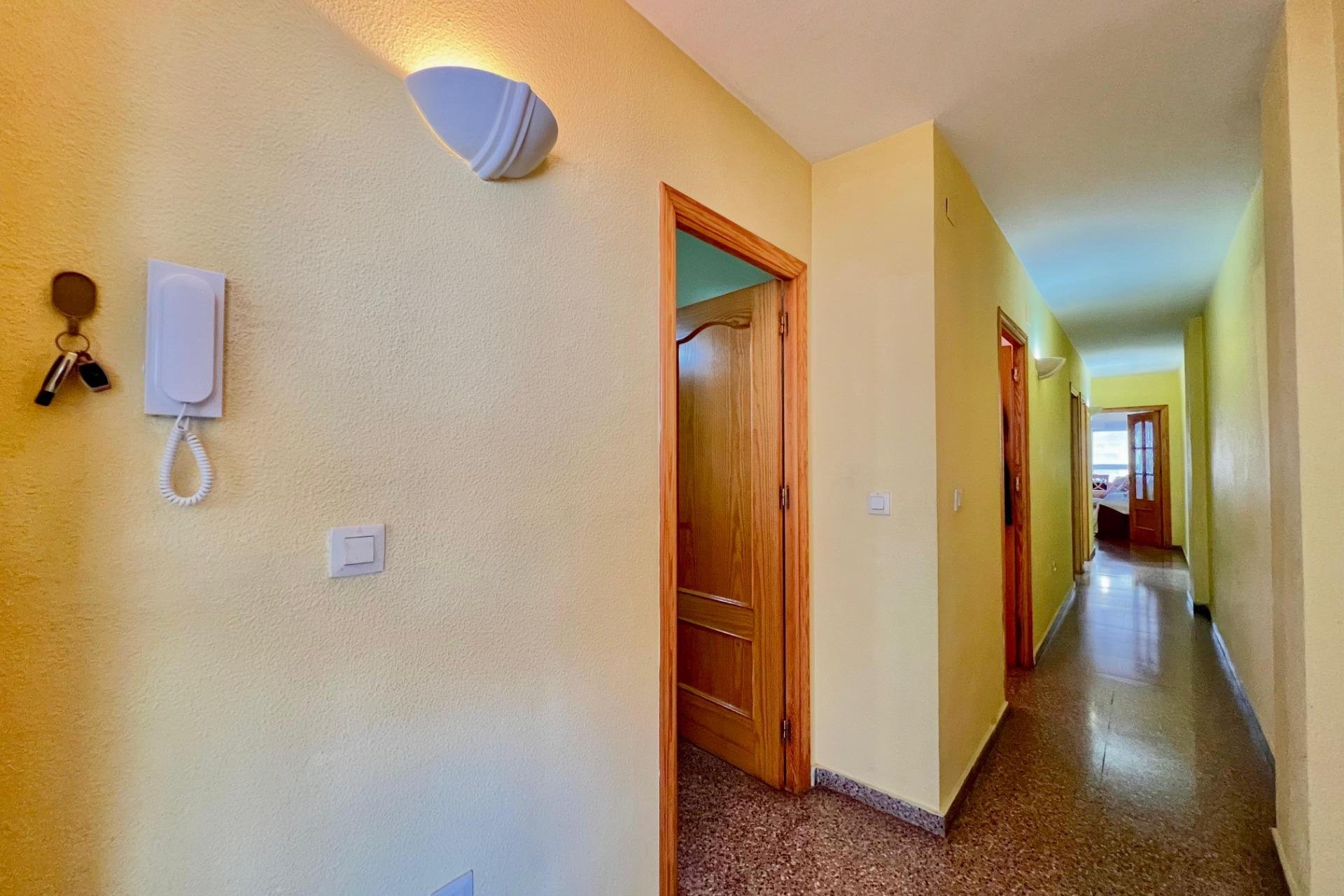 Revente - Appartement -
Torrevieja - Puerto Deportivo
