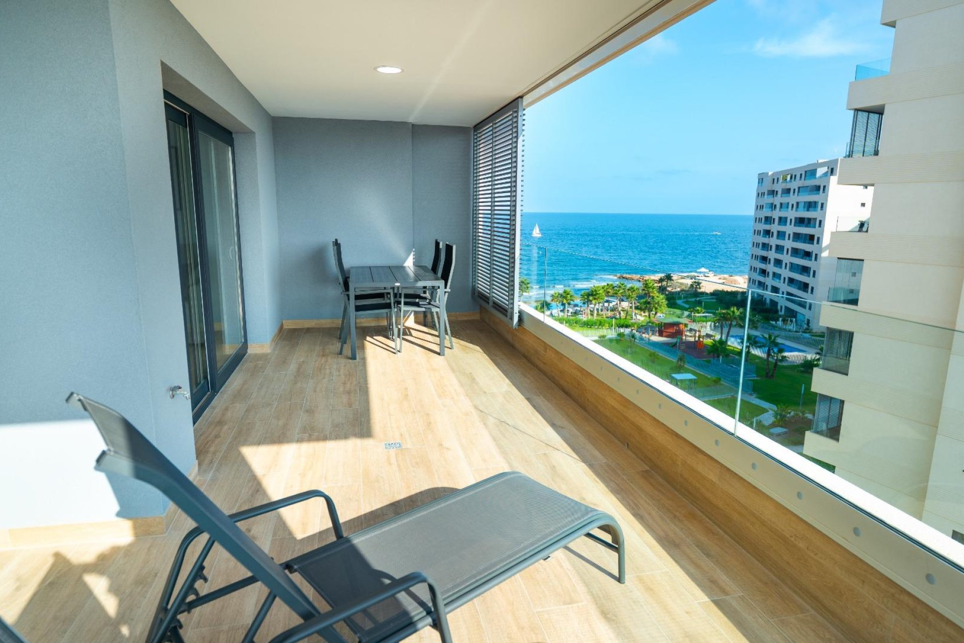 Revente - Appartement -
Torrevieja - Punta Prima