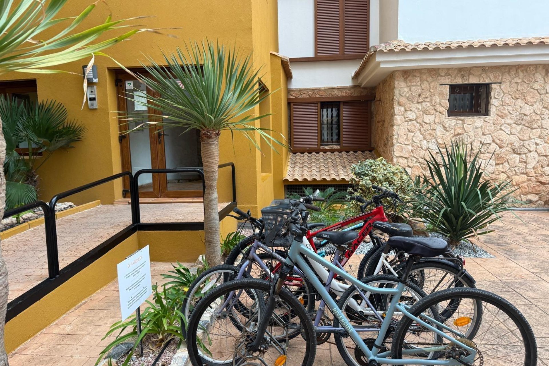 Revente - Appartement -
Torrevieja - Punta Prima