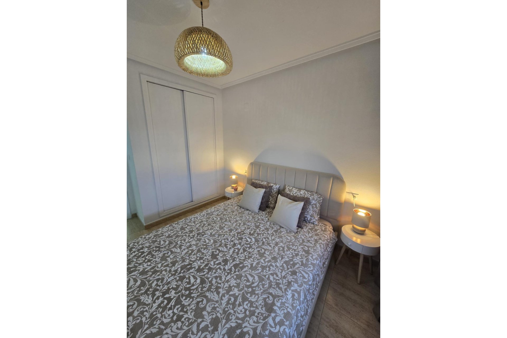 Revente - Appartement -
Torrevieja - Torreblanca