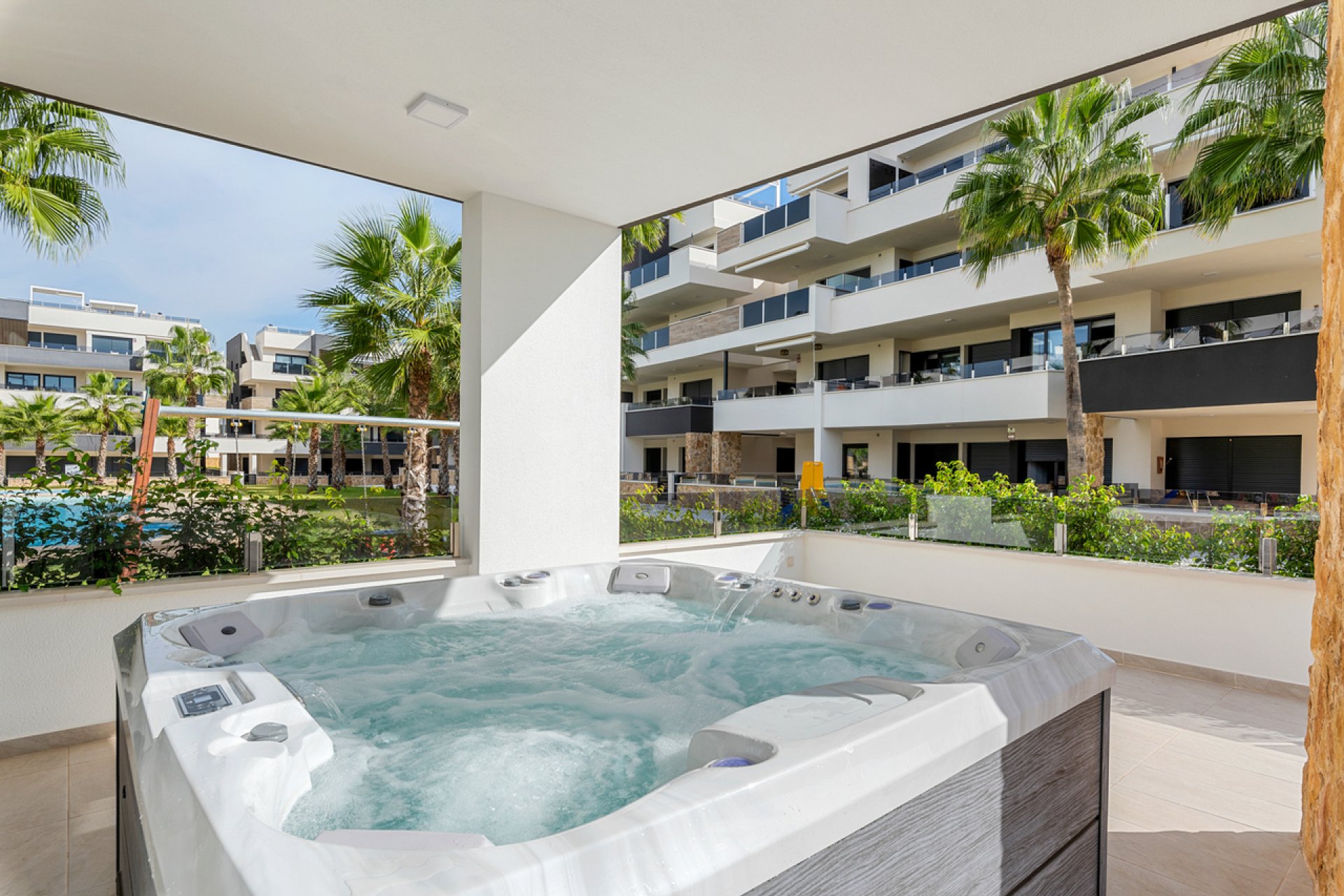 Revente - Appartement -
Villamartin - Costa Blanca