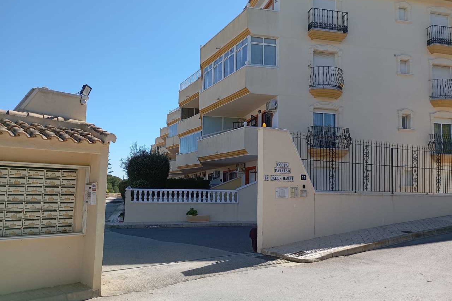 Revente - Appartement -
Villamartin - Costa Blanca