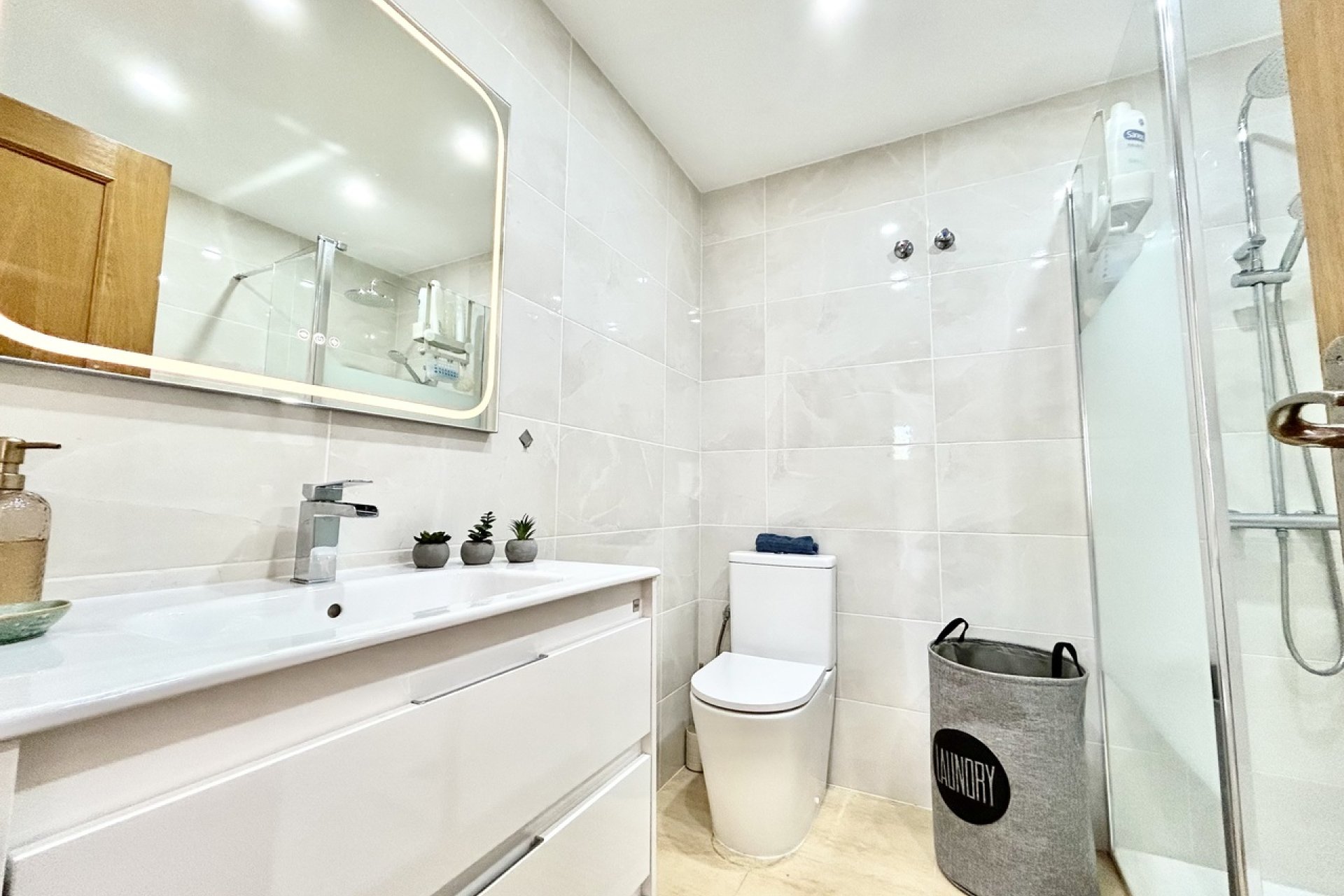 Revente - Appartement -
Villamartin - Costa Blanca