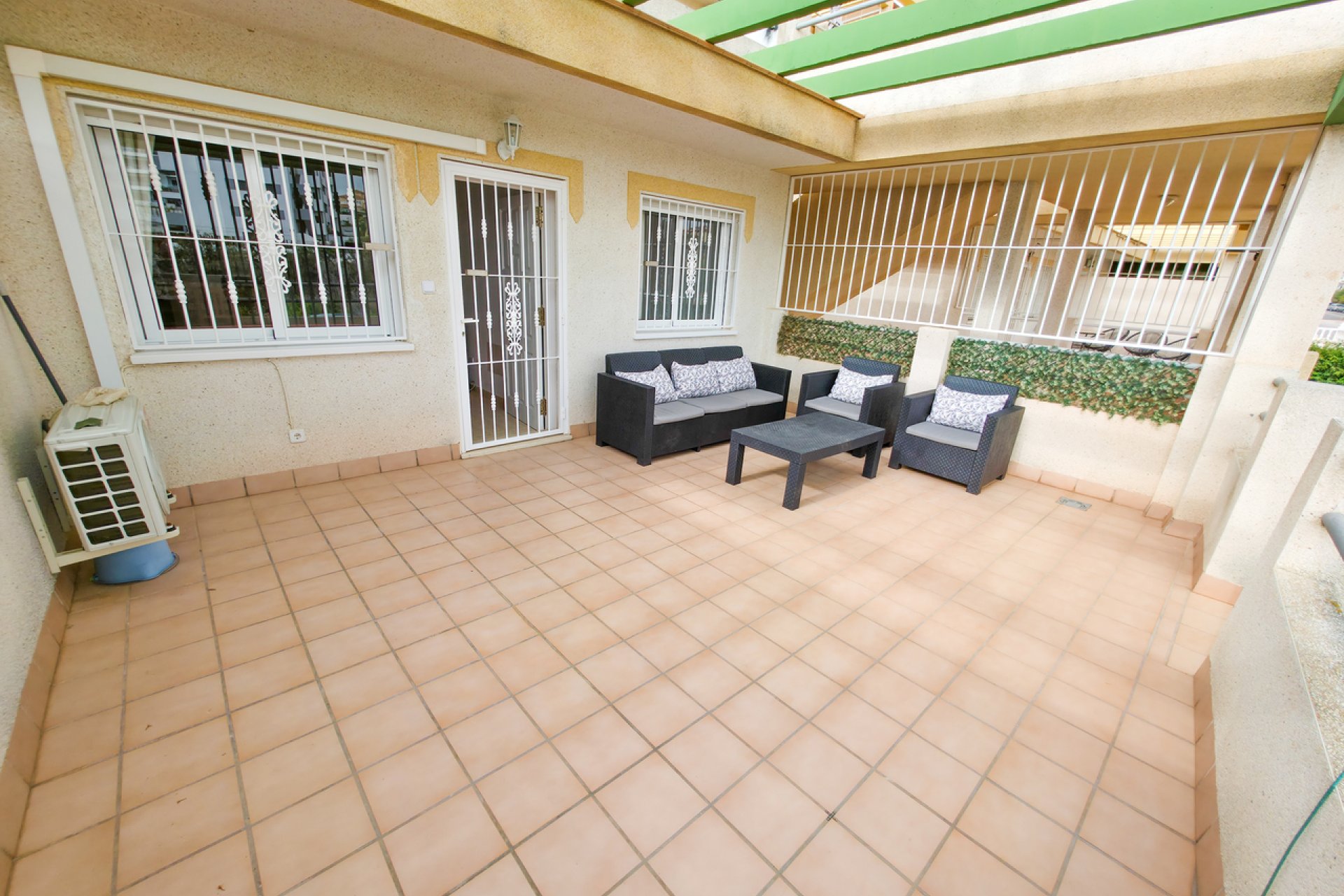 Revente - Appartement -
Villamartin - Costa Blanca