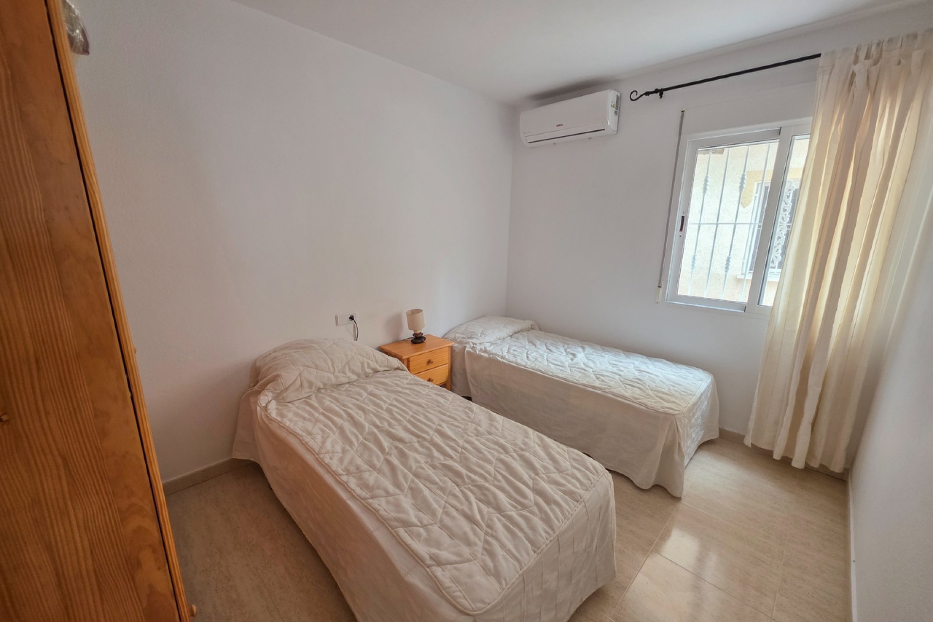 Revente - Appartement -
Villamartin - Costa Blanca