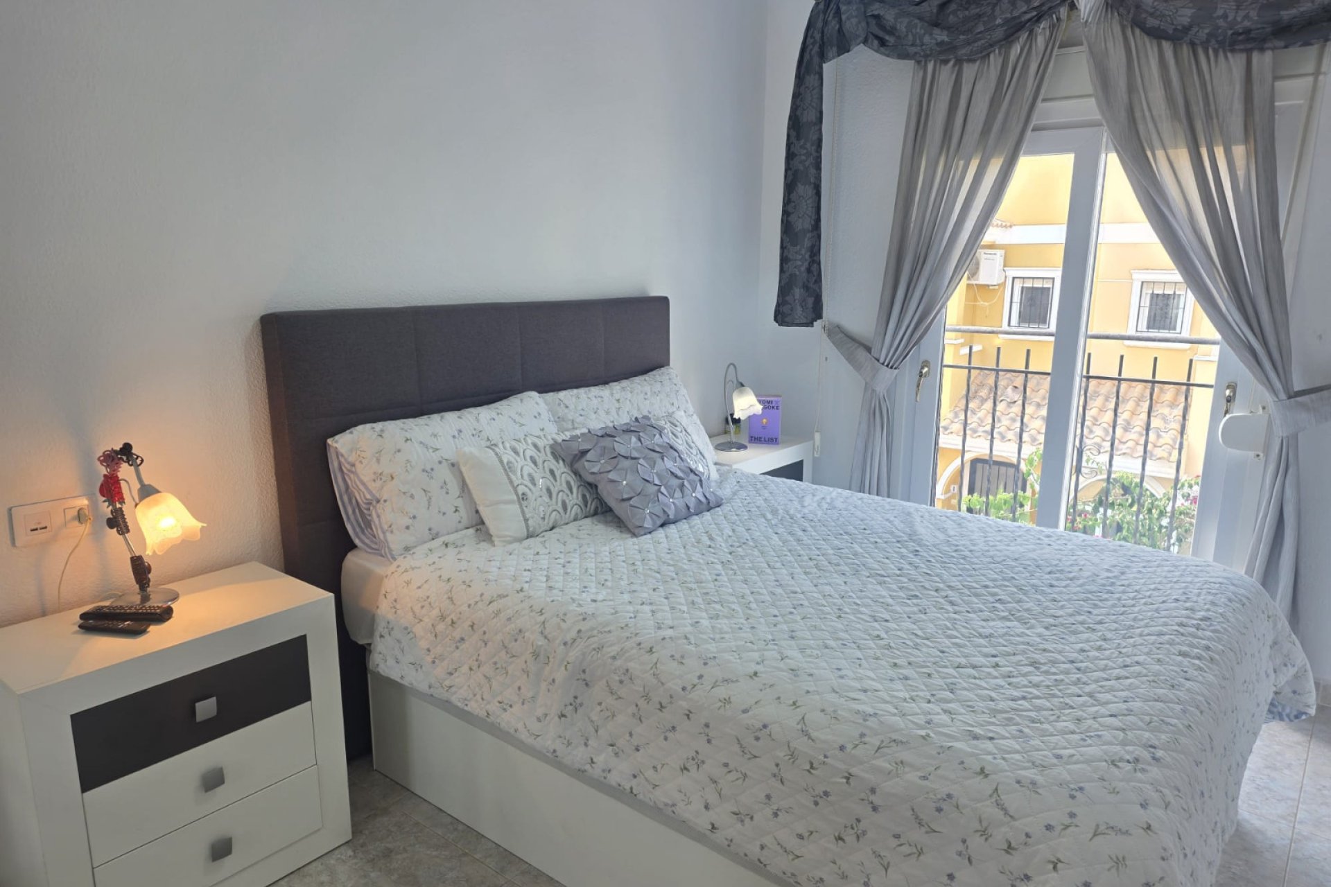 Revente - Appartement -
Villamartin - Costa Blanca