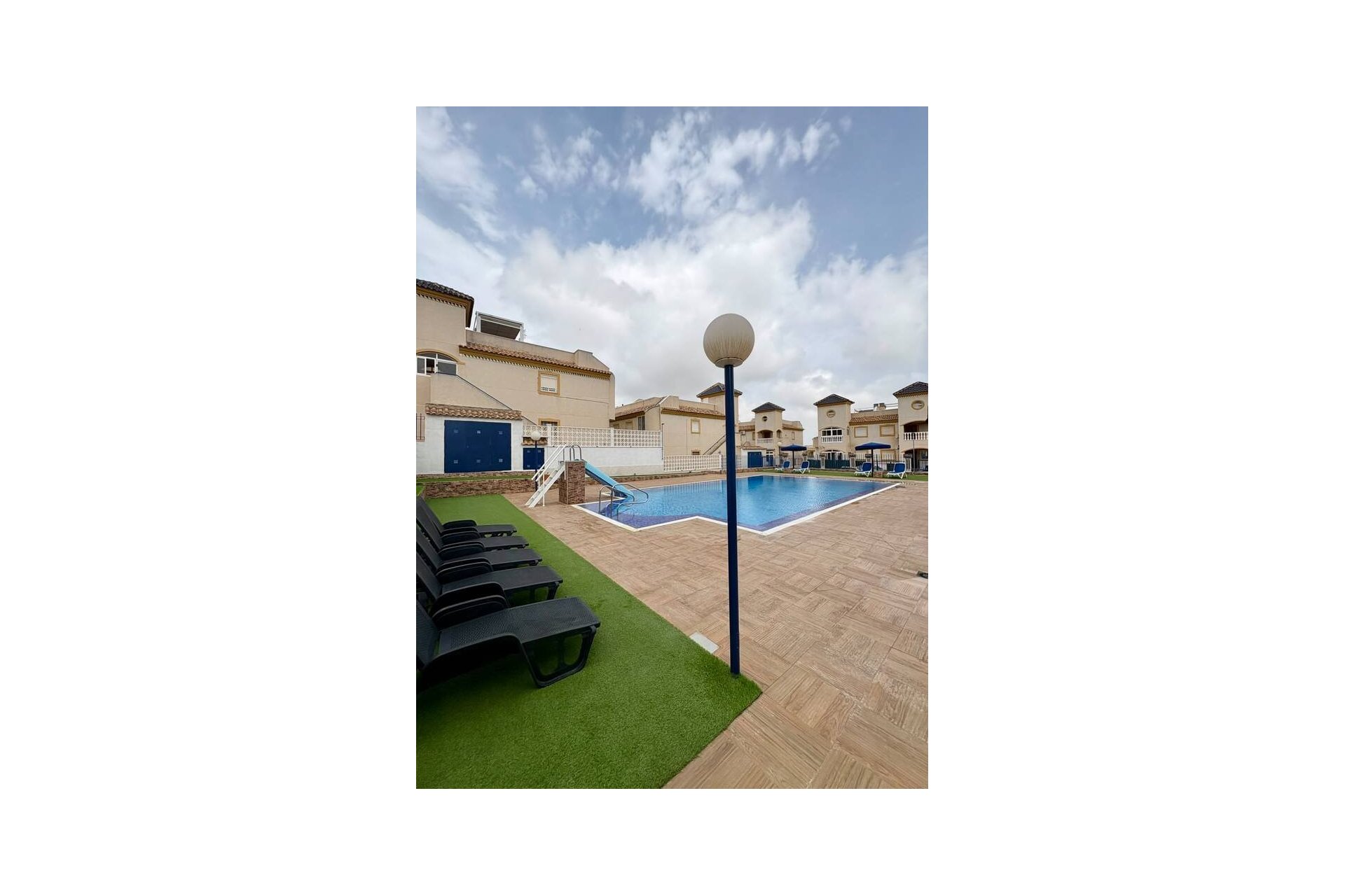 Revente - Attique -
Guardamar del Segura - Costa Blanca