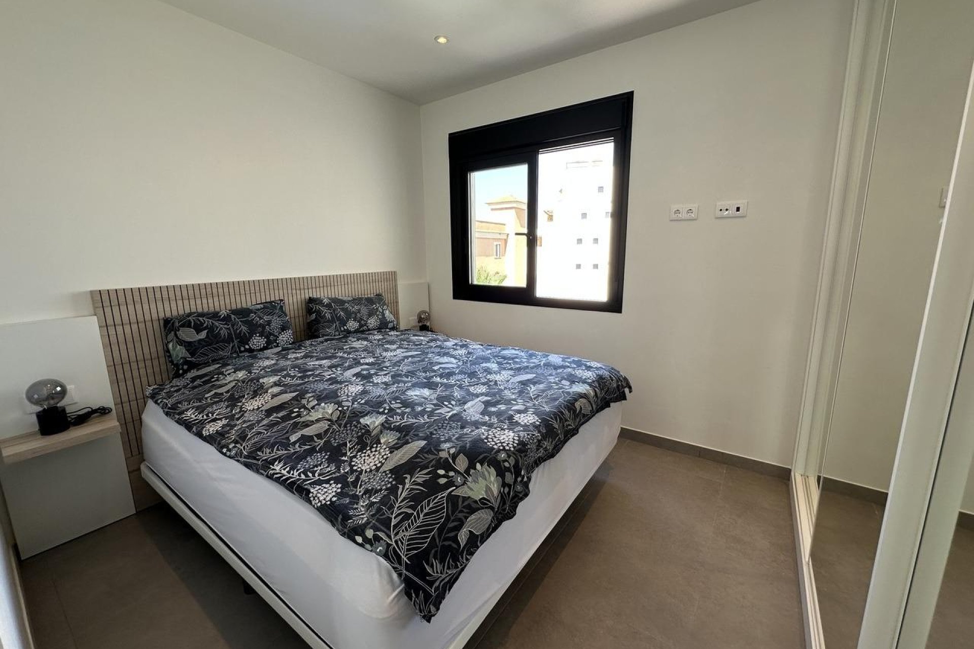 Revente - Attique -
Orihuela Costa - Villamartín-las Filipinas
