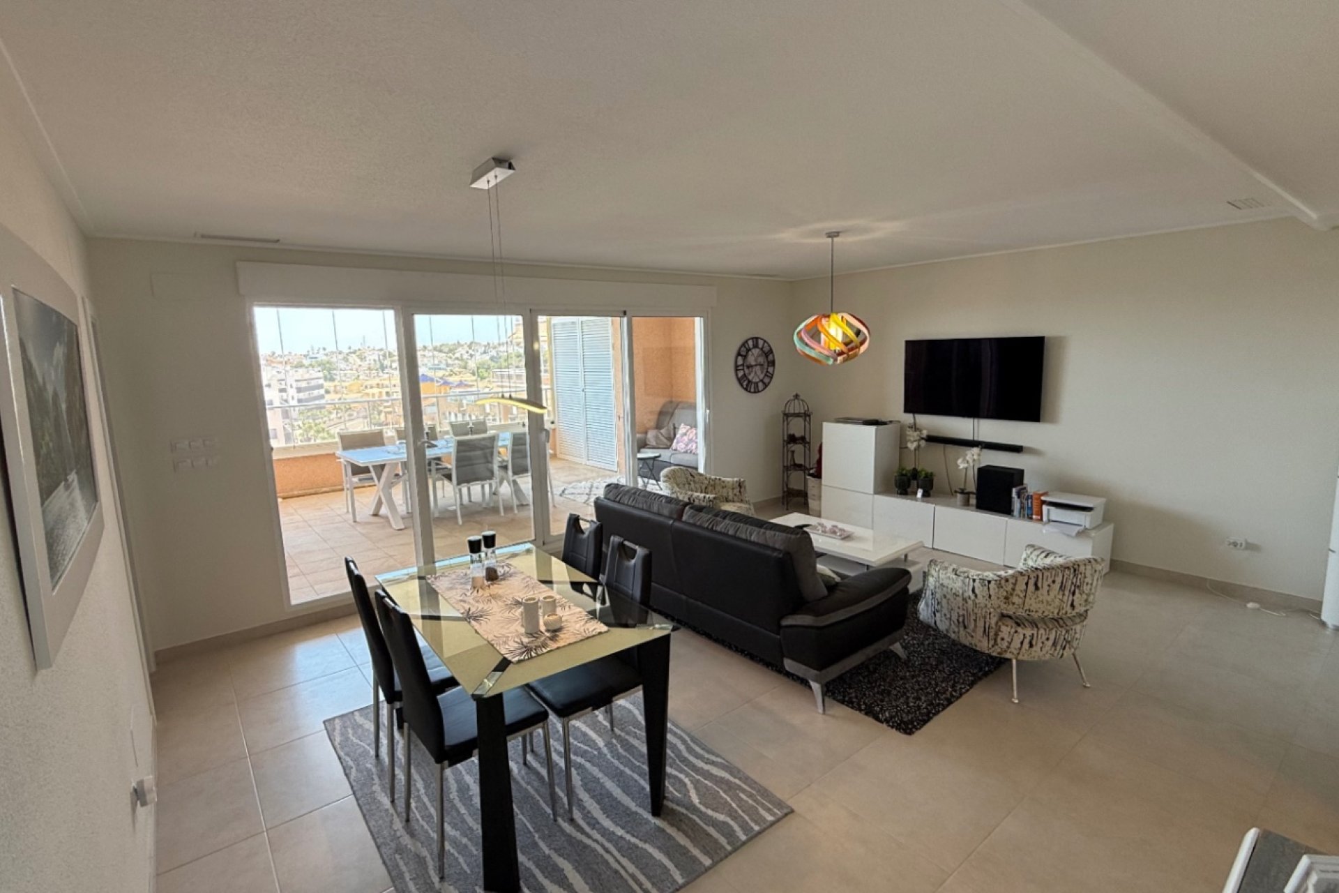 Revente - Attique -
Orihuela - Inland
