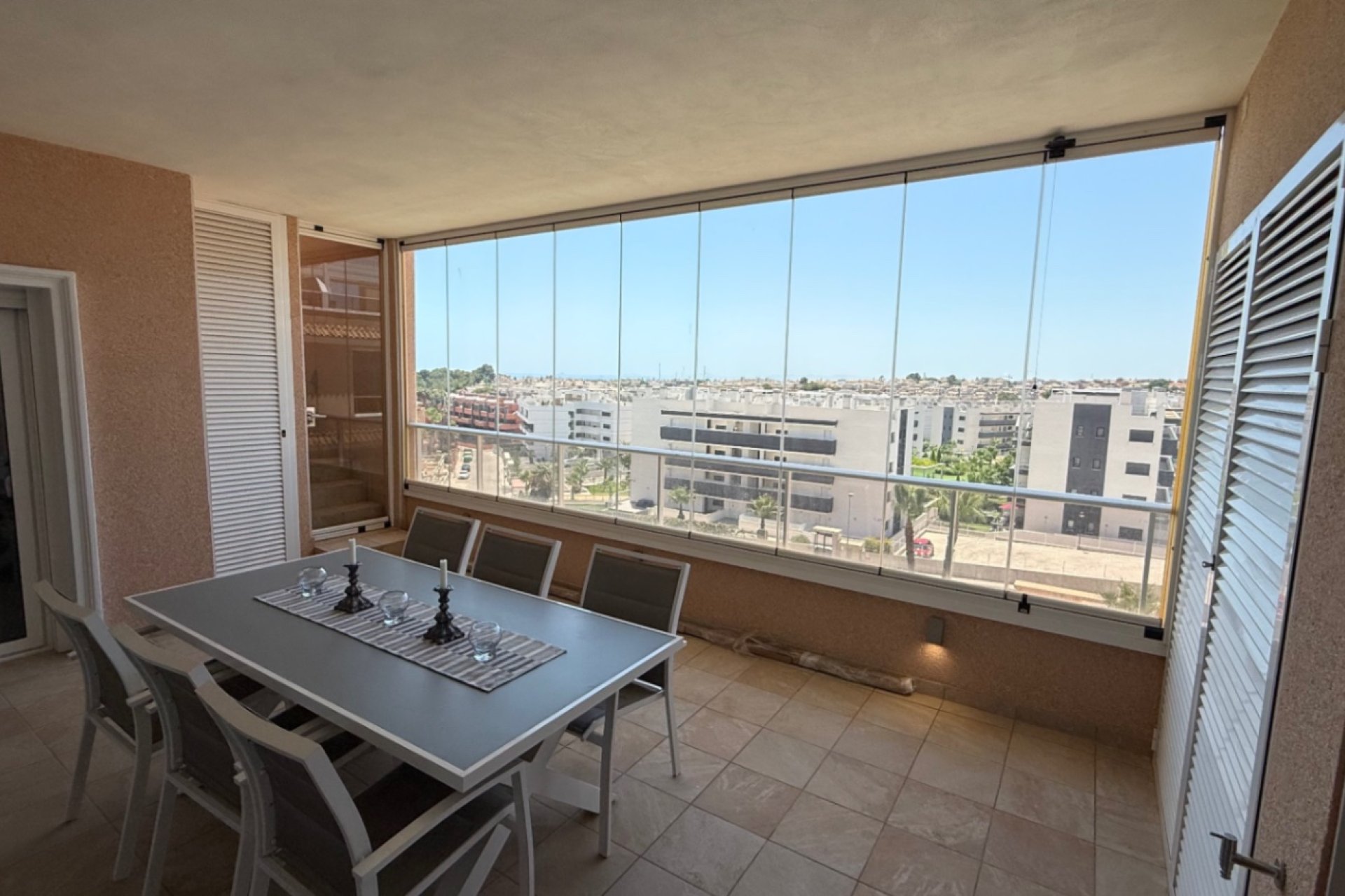 Revente - Attique -
Orihuela - Inland