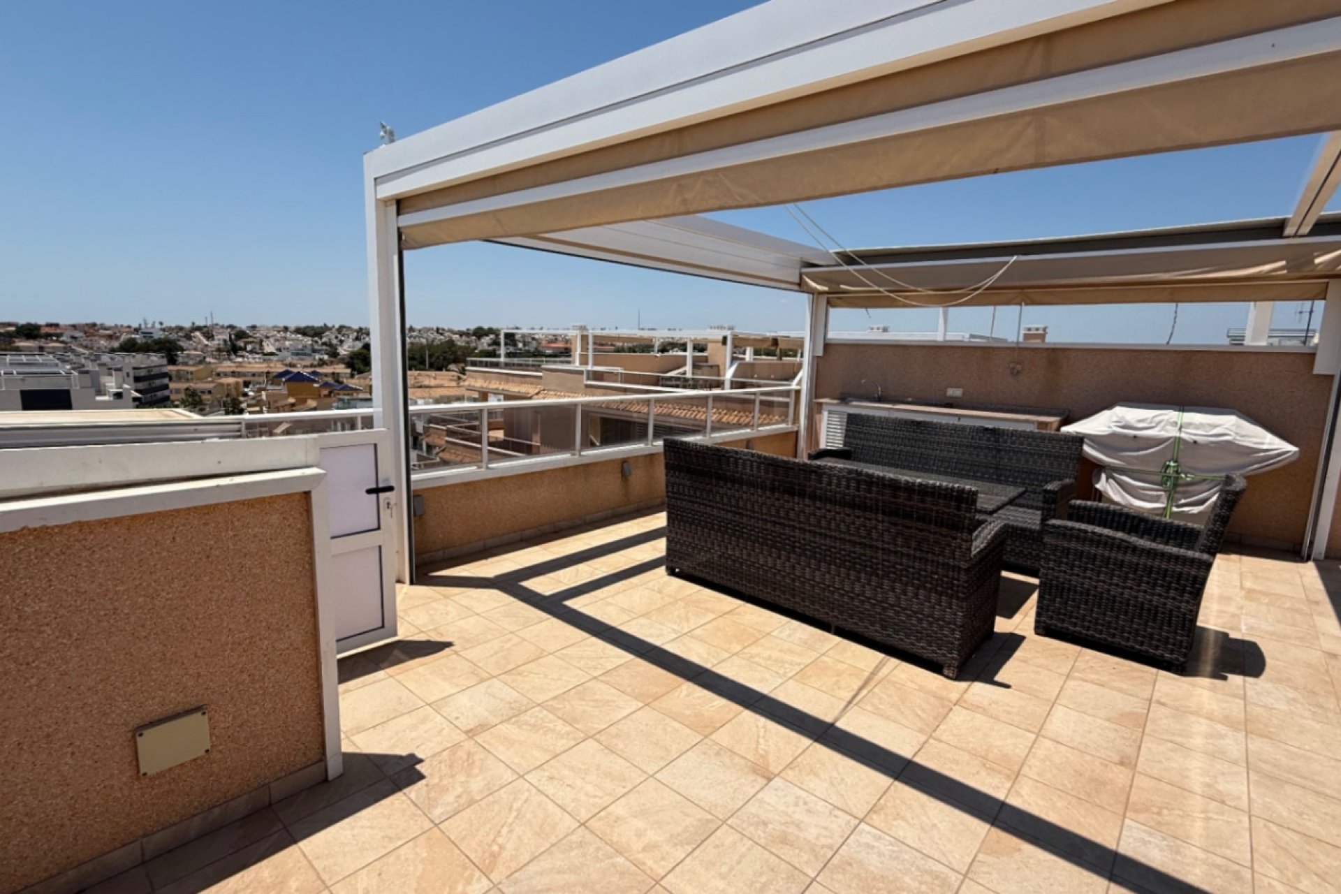 Revente - Attique -
Orihuela - Inland