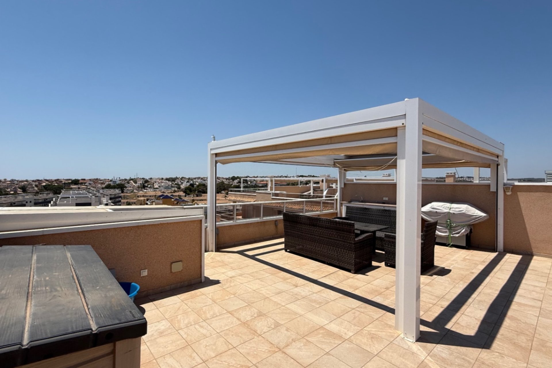 Revente - Attique -
Orihuela - Inland