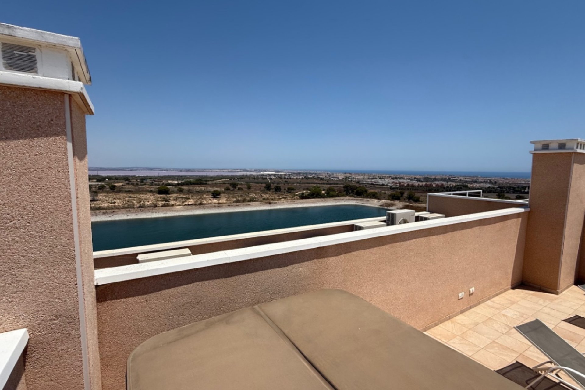 Revente - Attique -
Orihuela - Inland