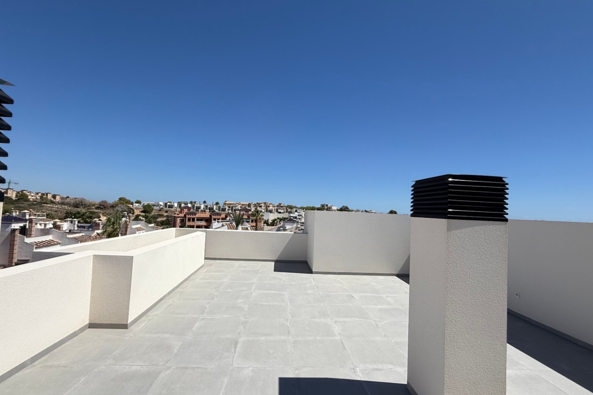 Revente - Attique -
Orihuela - Inland