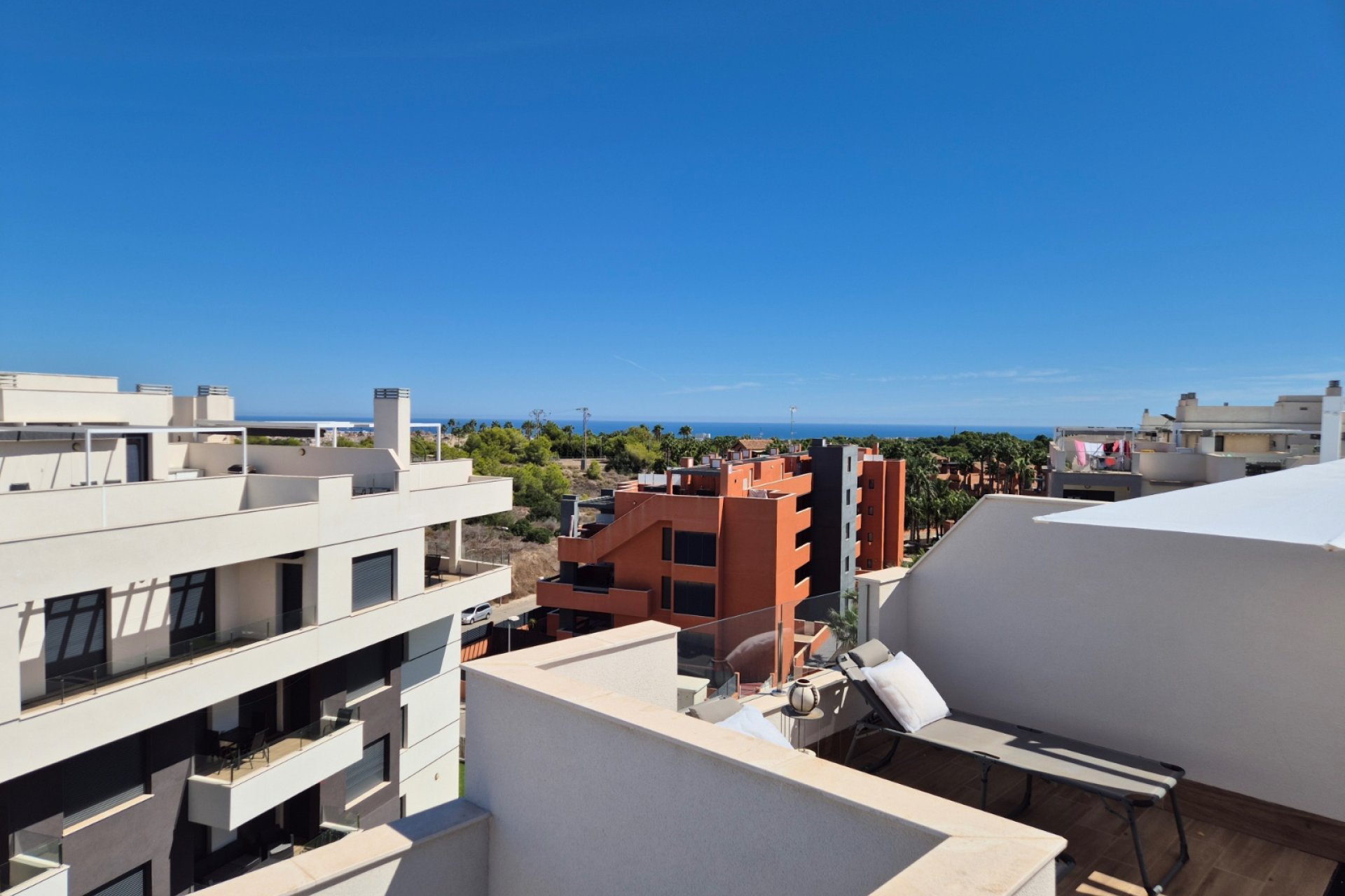 Revente - Attique -
Orihuela - Inland