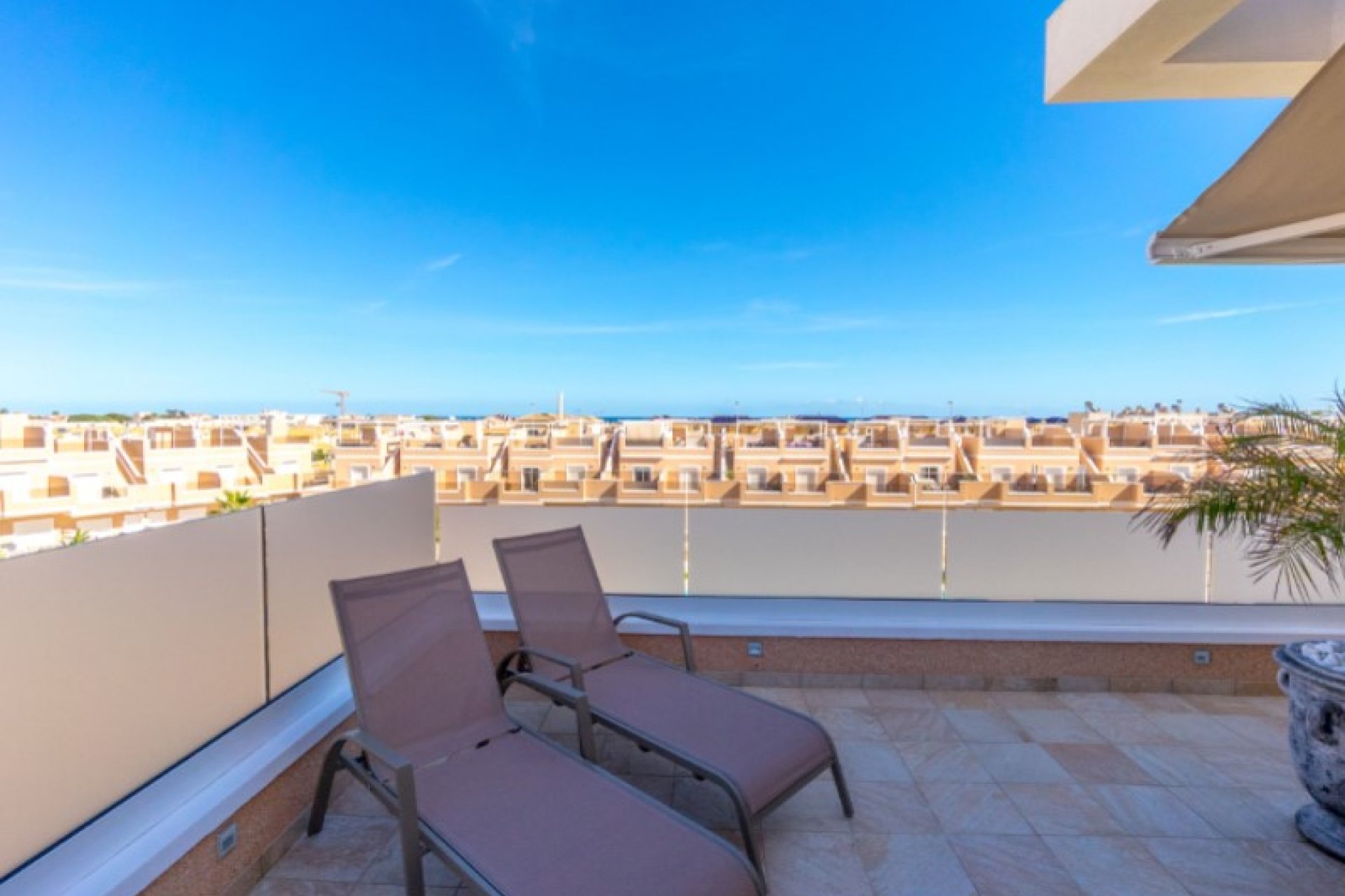 Revente - Attique -
Pilar de la Horadada - Costa Blanca