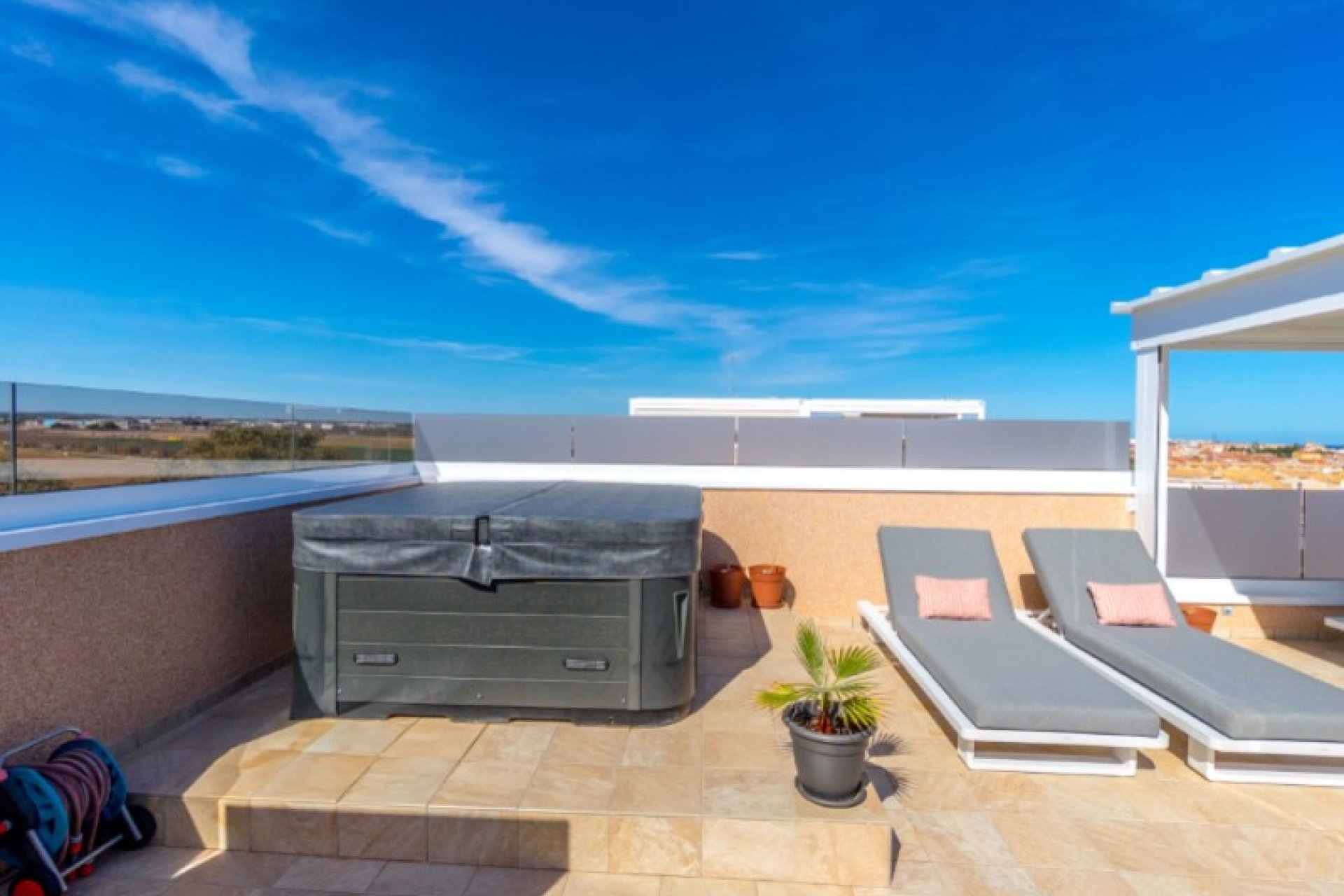 Revente - Attique -
Pilar de la Horadada - Costa Blanca