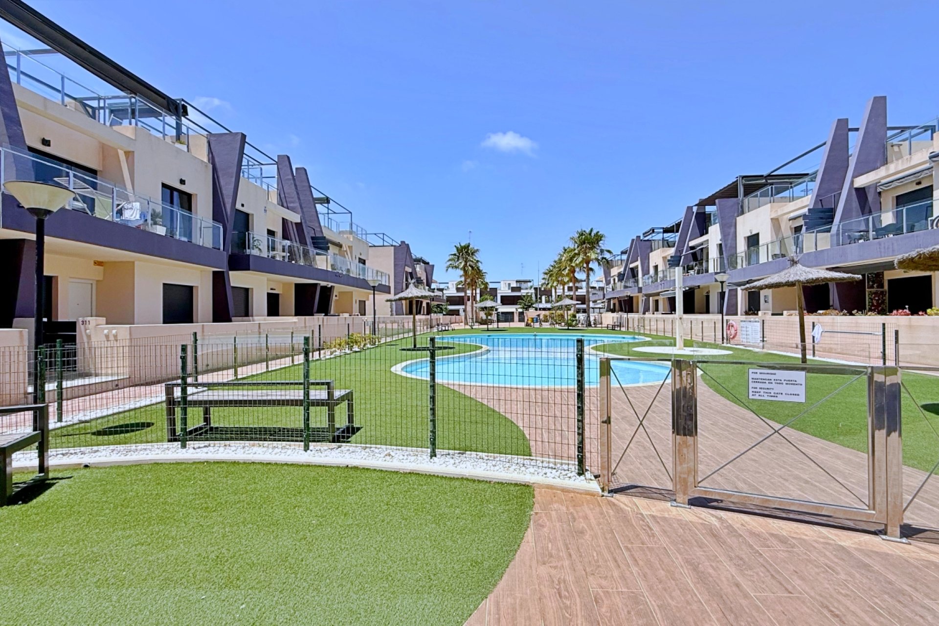 Revente - Attique -
Pilar de la Horadada - Costa Blanca