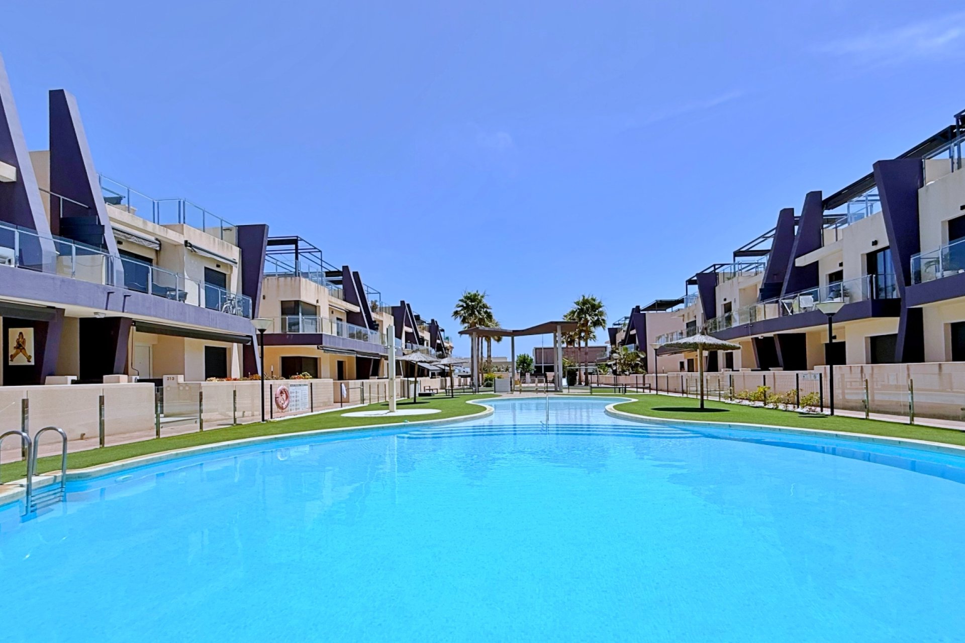 Revente - Attique -
Pilar de la Horadada - Costa Blanca