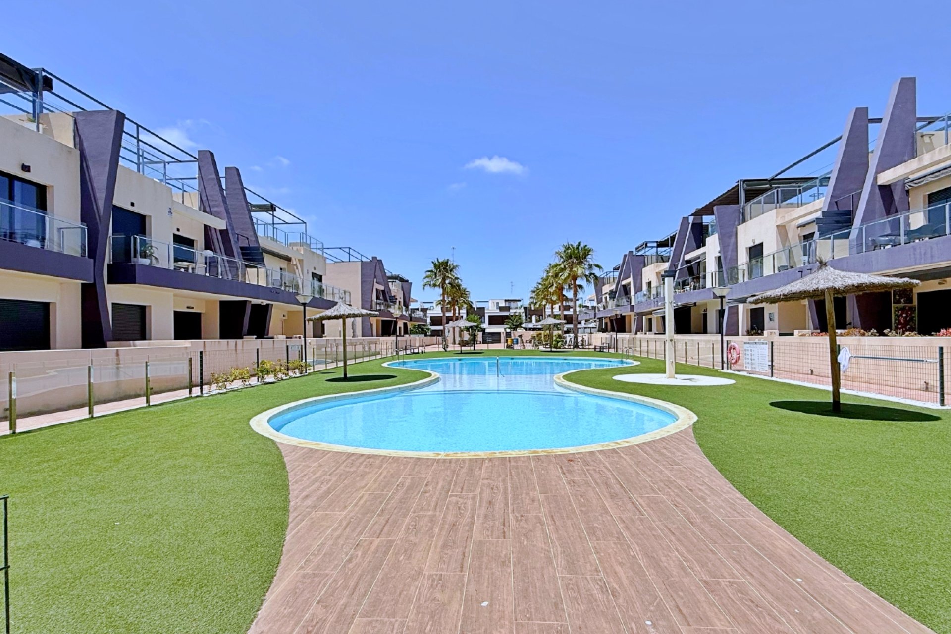 Revente - Attique -
Pilar de la Horadada - Costa Blanca