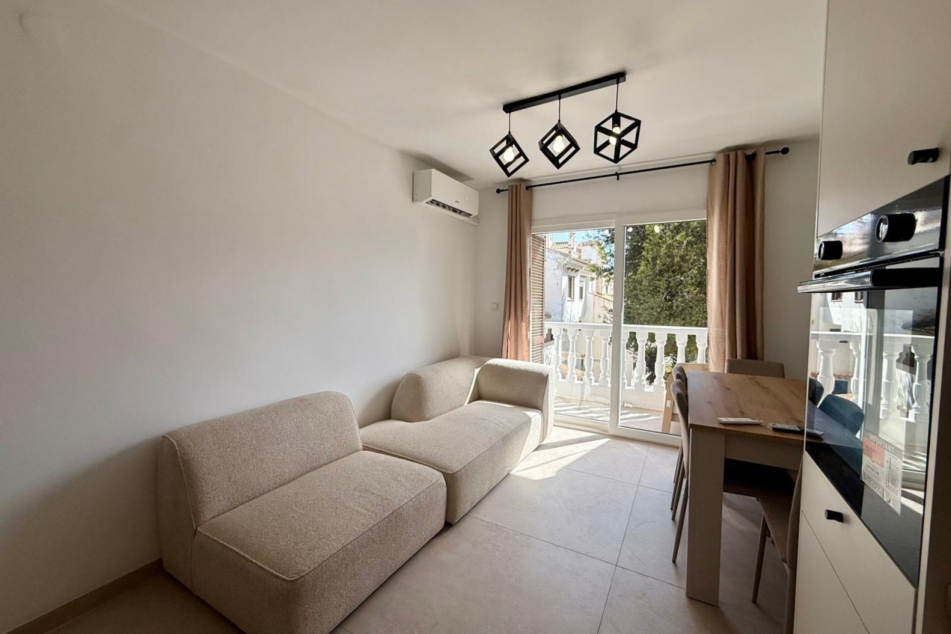 Revente - Attique -
Torrevieja - Calas Blanca