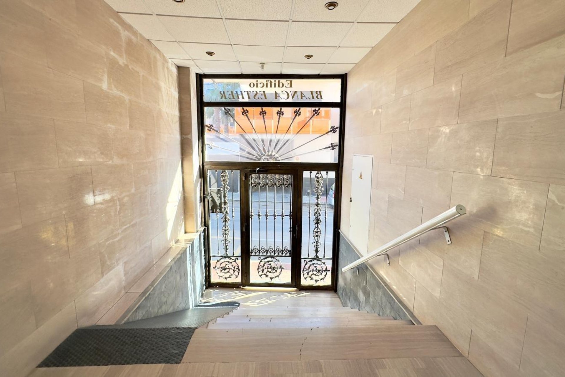 Revente - Attique -
Torrevieja - Centro