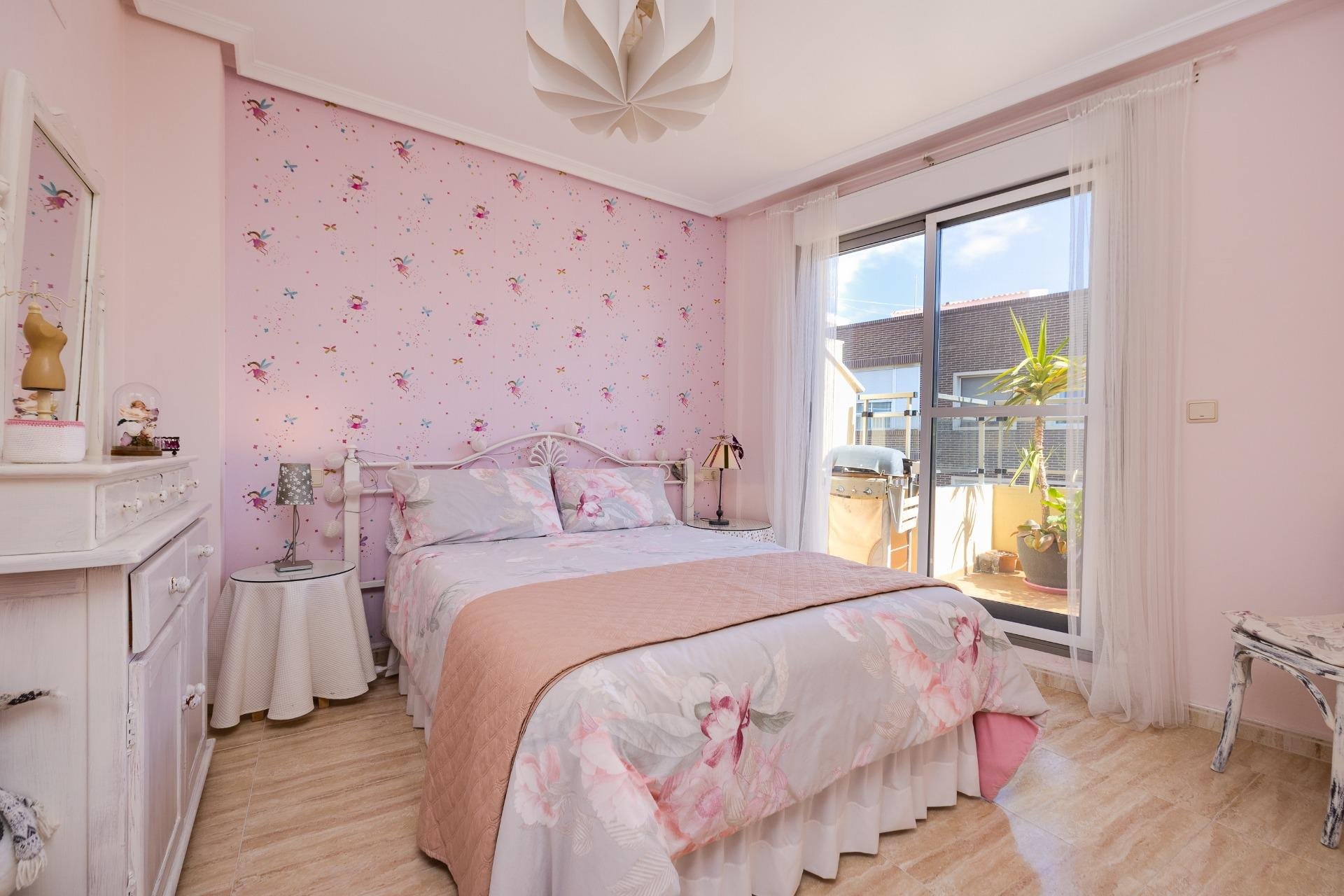 Revente - Attique -
Torrevieja - Centro