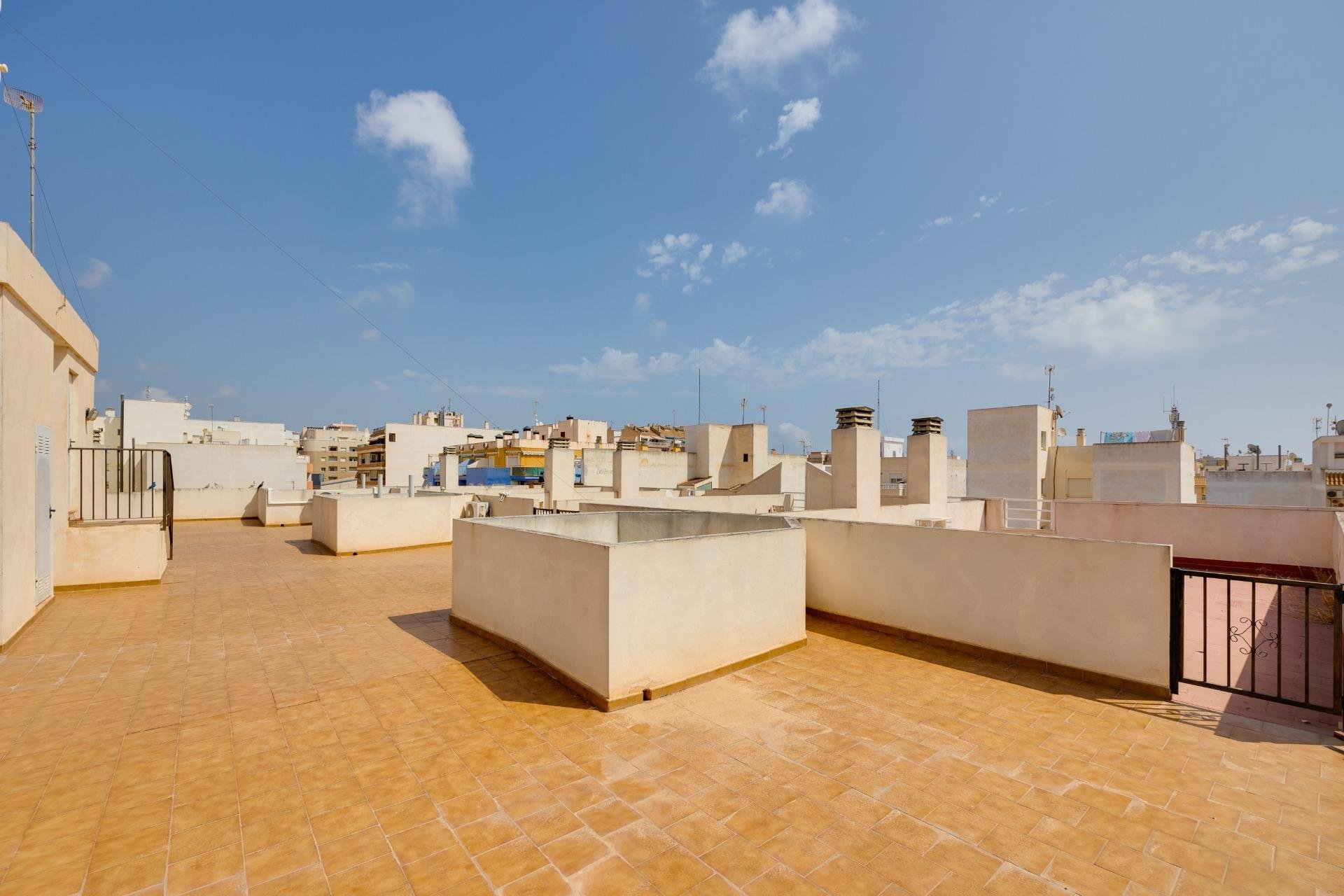 Revente - Attique -
Torrevieja - Centro