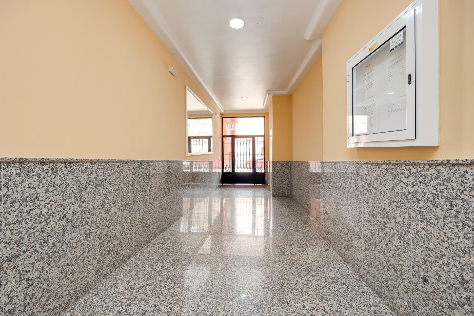 Revente - Attique -
Torrevieja - Centro