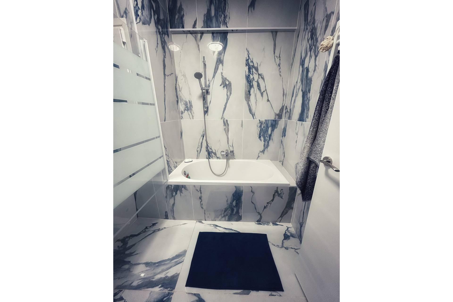 Revente - Attique -
Torrevieja - Centro