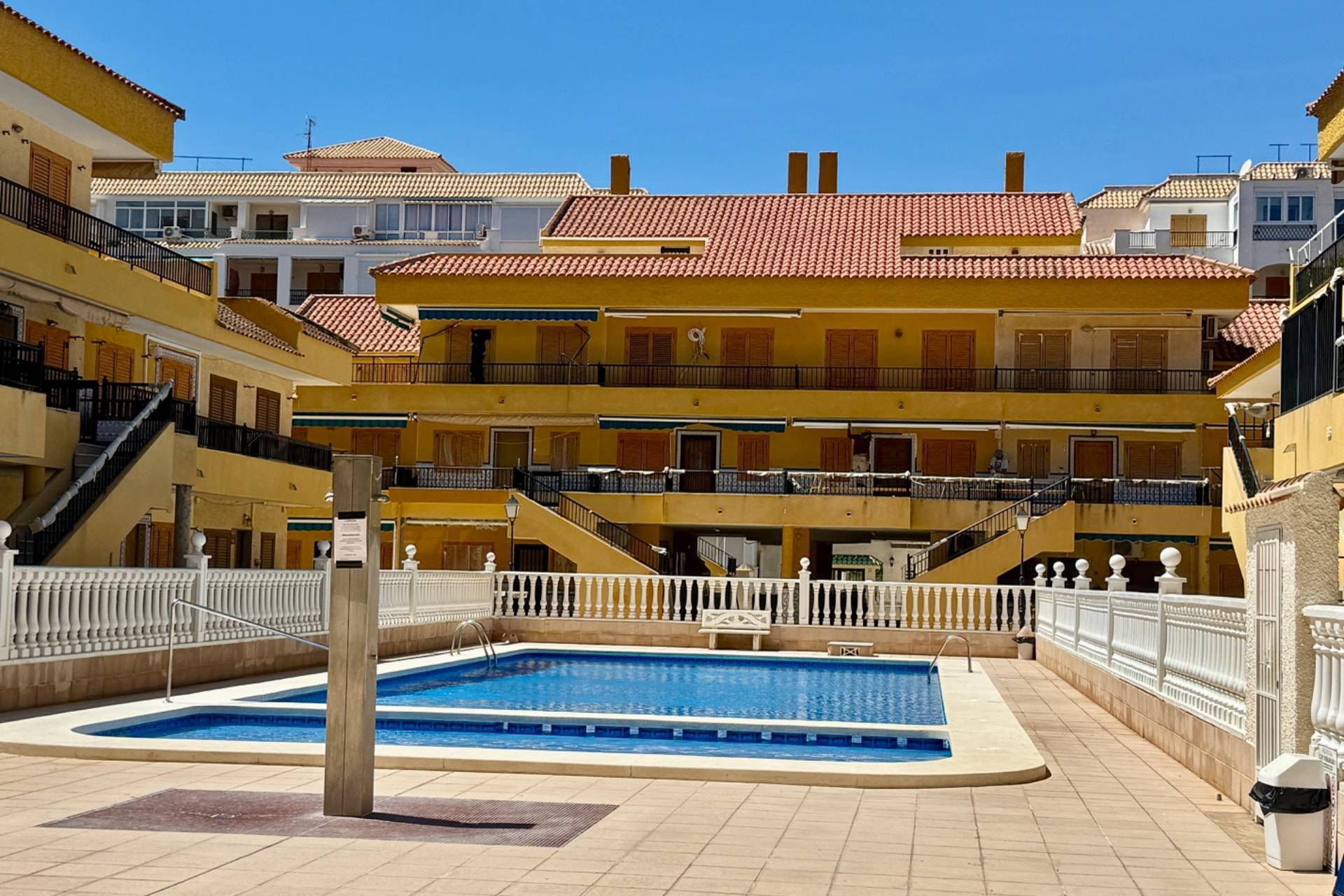 Revente - Attique -
Torrevieja - Los Europeos