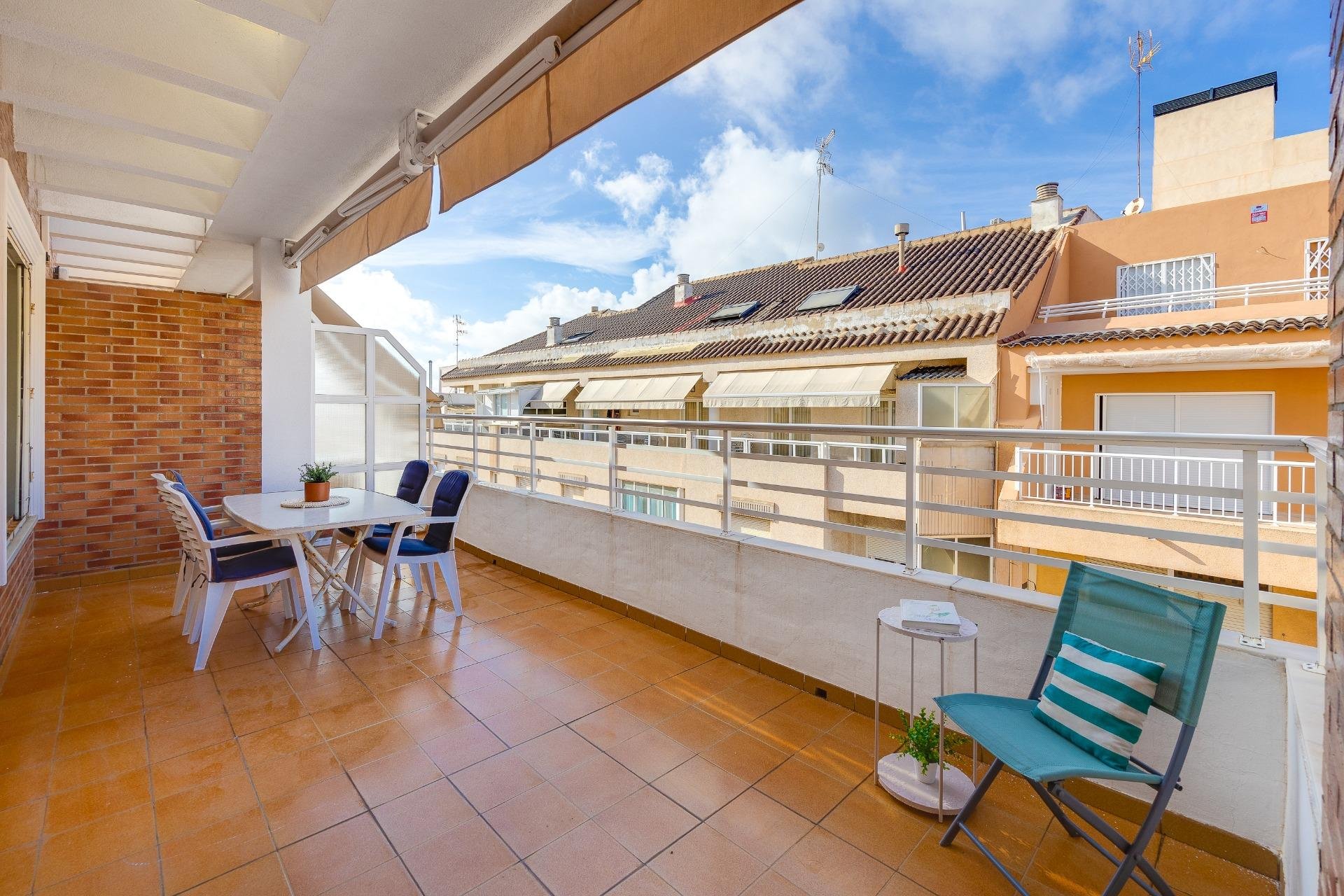 Revente - Attique -
Torrevieja - Paseo Maritimo