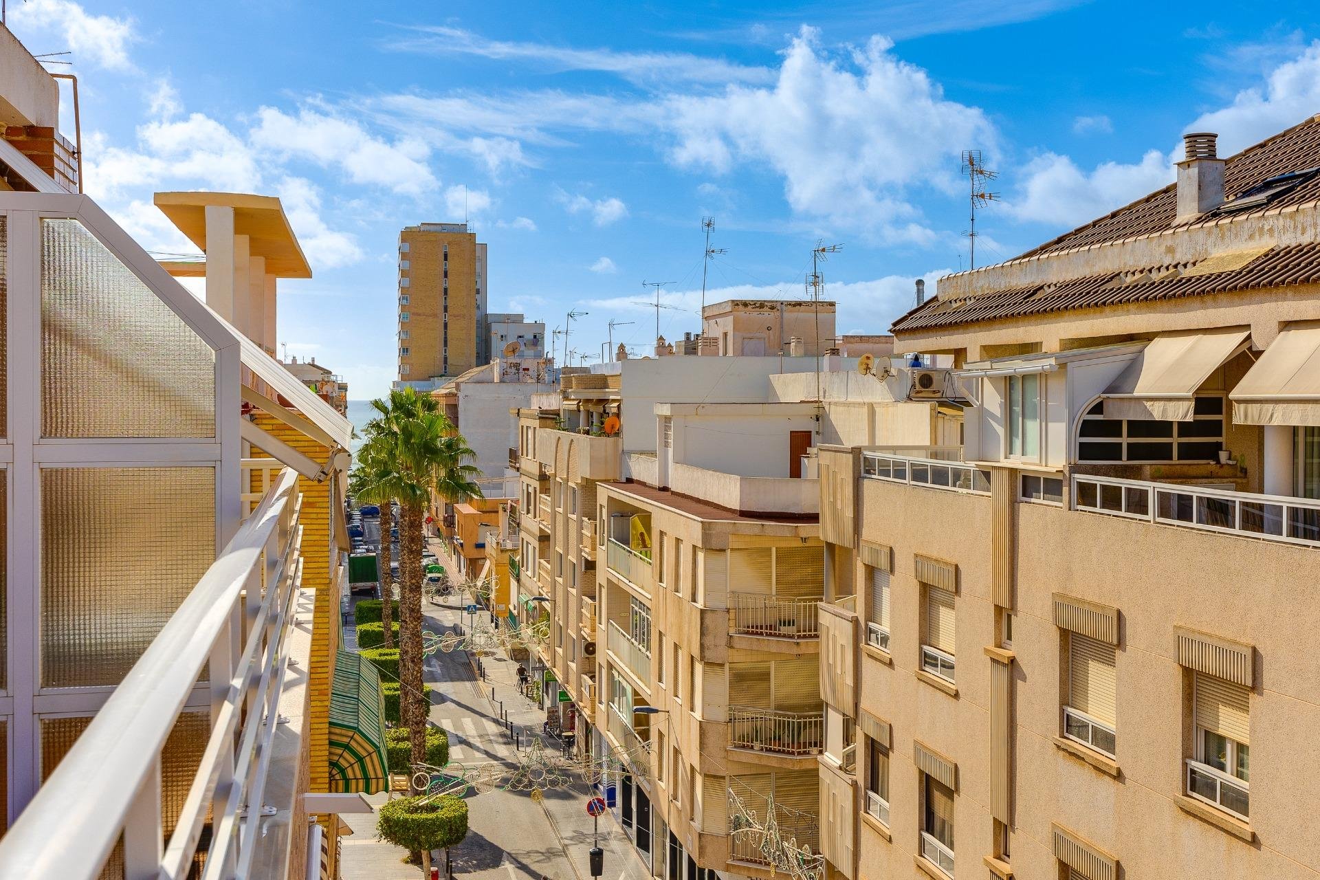 Revente - Attique -
Torrevieja - Paseo Maritimo