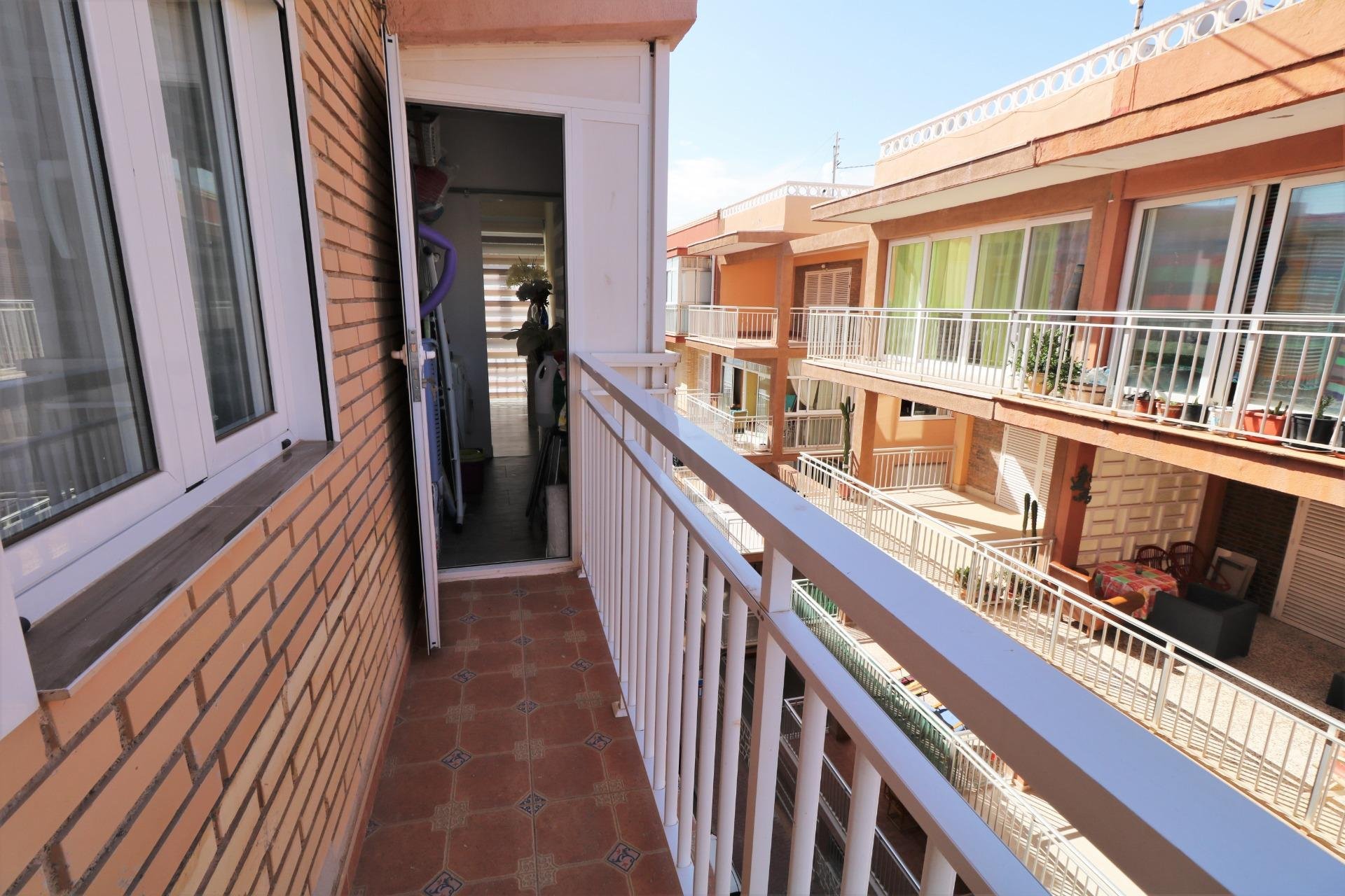 Revente - Attique -
Torrevieja - Playa De Los Naufragos