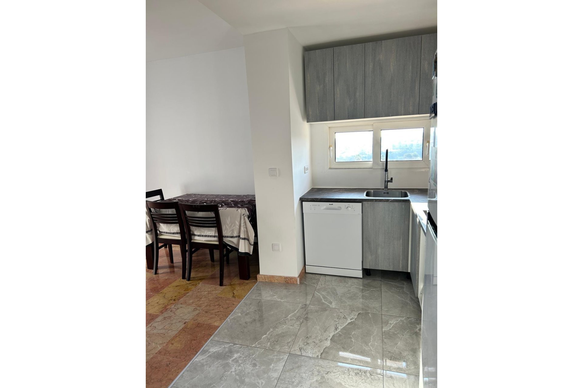 Revente - Attique -
Torrevieja - Torreblanca